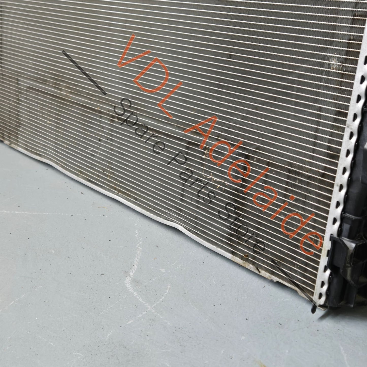 PAE121253 9A712125300  Genuine Porsche Panamera 971 Radiator PAE121253