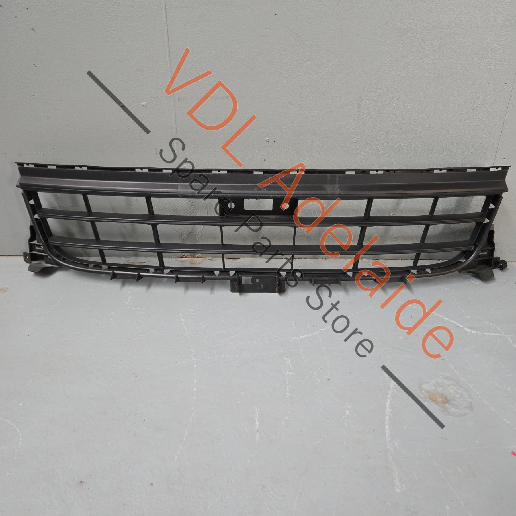 971807683B 971807683BOK1  Porsche Panamera Front Bumper Middle Radiator Grille 971807683B OK1 Matt Black
