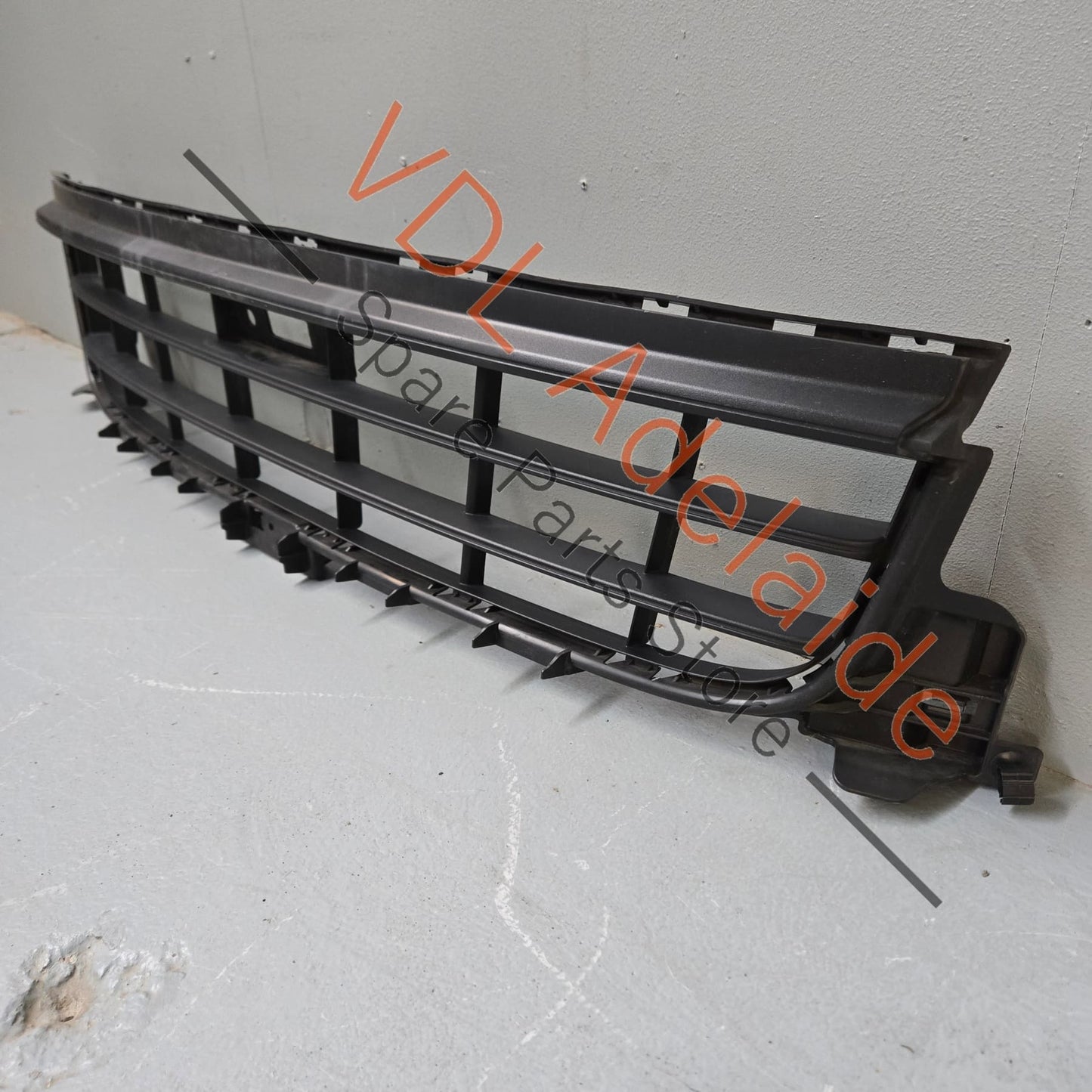 971807683B 971807683BOK1  Porsche Panamera Front Bumper Middle Radiator Grille 971807683B OK1 Matt Black