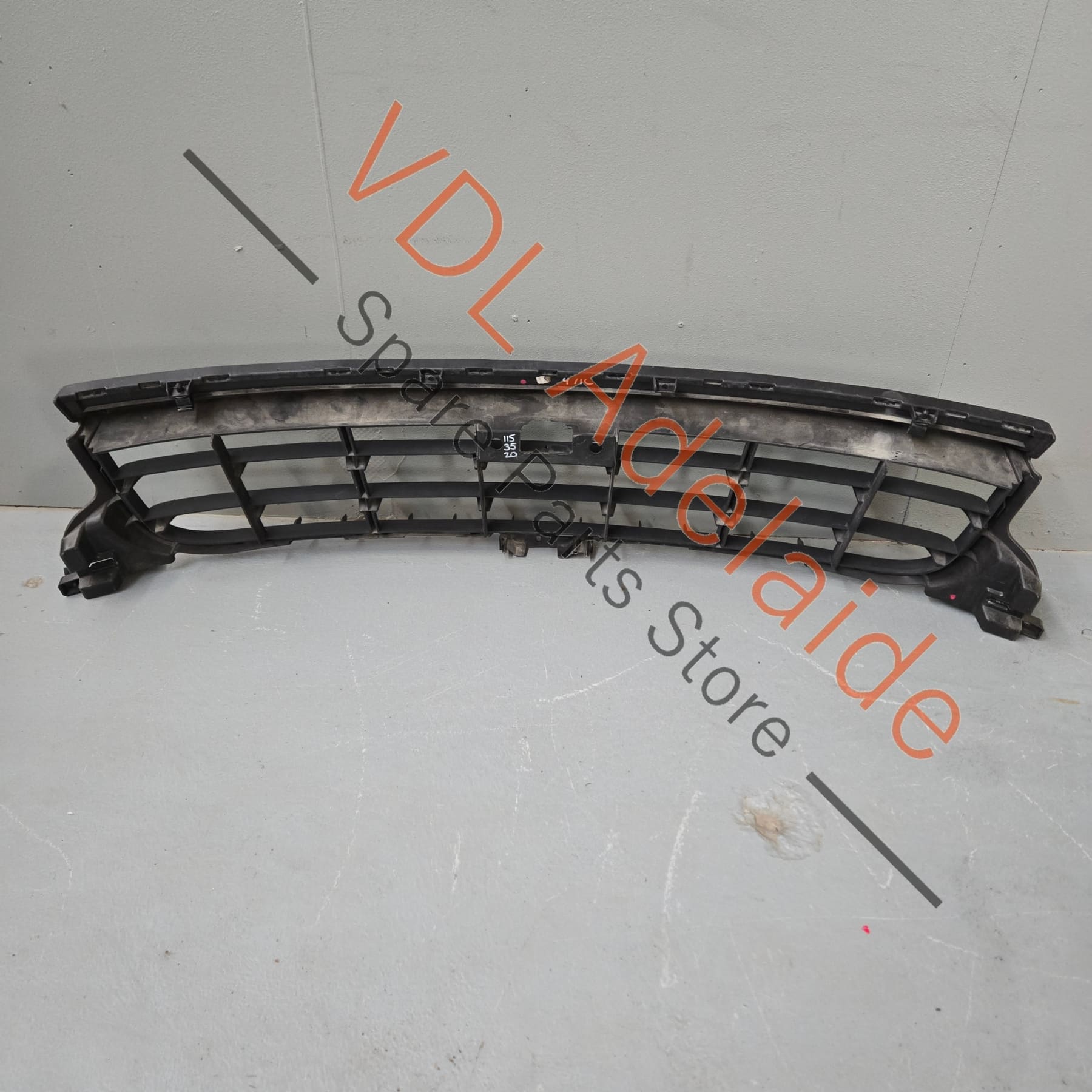 971807683B 971807683BOK1  Porsche Panamera Front Bumper Middle Radiator Grille 971807683B OK1 Matt Black