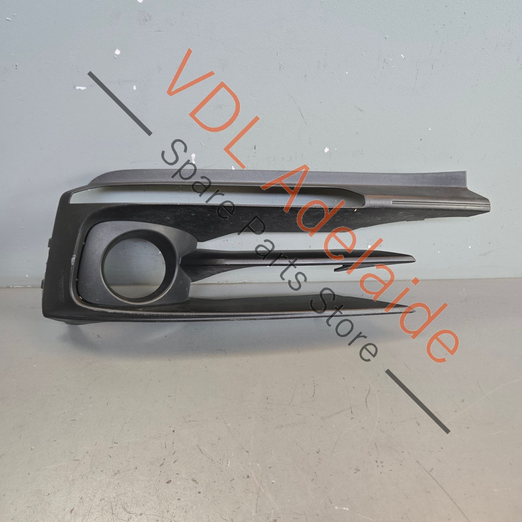 971807878BOK1 971807834OK1  Porsche Panamera Right Bumper Grille for Radar 971807878B OK1 & 971807834 OK1