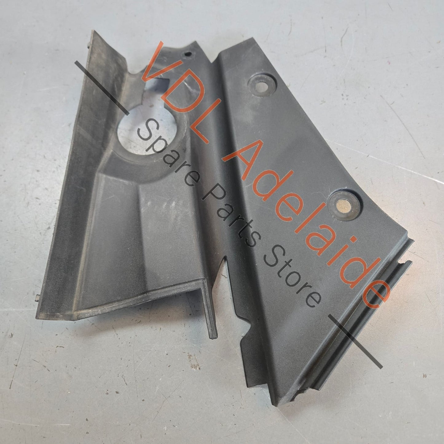 971805284   Porsche Panamera 971 Engine Bay Trim Top Right 971805284