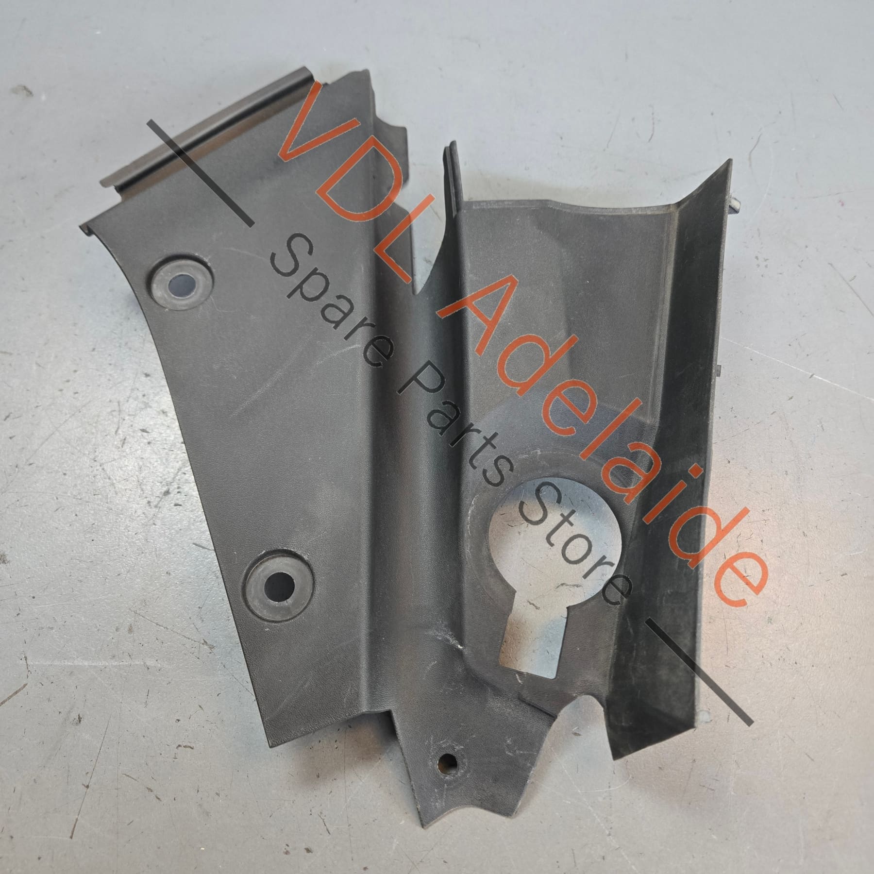 971805284   Porsche Panamera 971 Engine Bay Trim Top Right 971805284