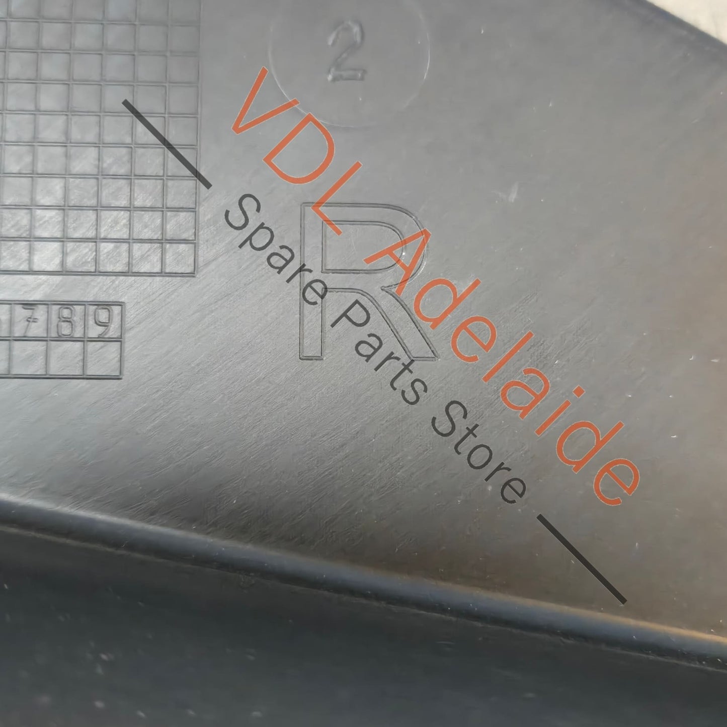 971805284   Porsche Panamera 971 Engine Bay Trim Top Right 971805284