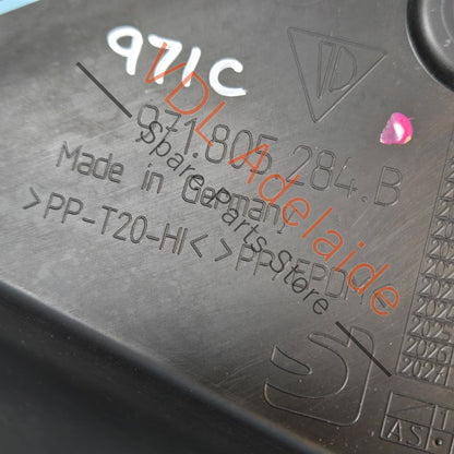 971805284   Porsche Panamera 971 Engine Bay Trim Top Right 971805284