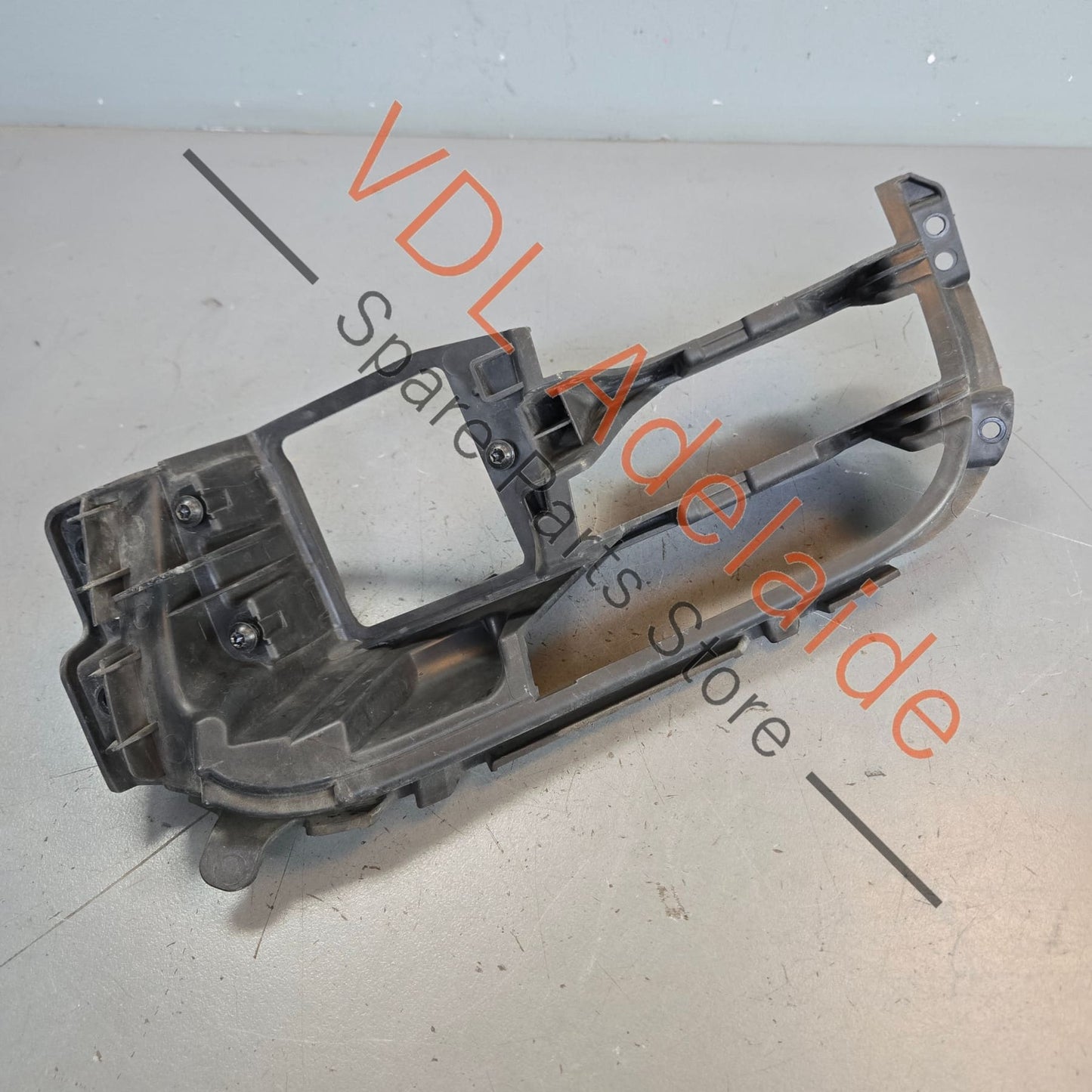 971807985B   Porsche Panamera 971 Front Left Bumper Radar Bracket Trim 971807985B