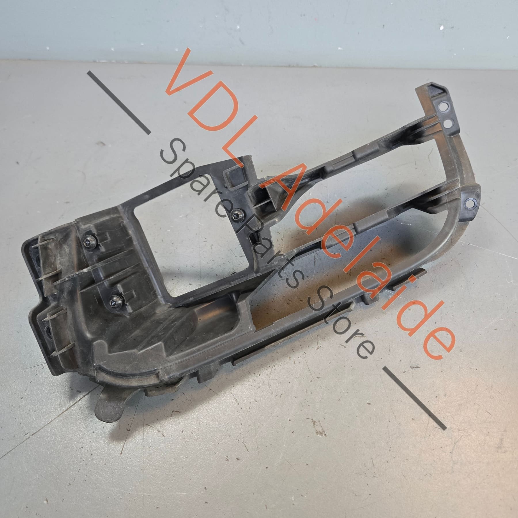 971807985B   Porsche Panamera 971 Front Left Bumper Radar Bracket Trim 971807985B