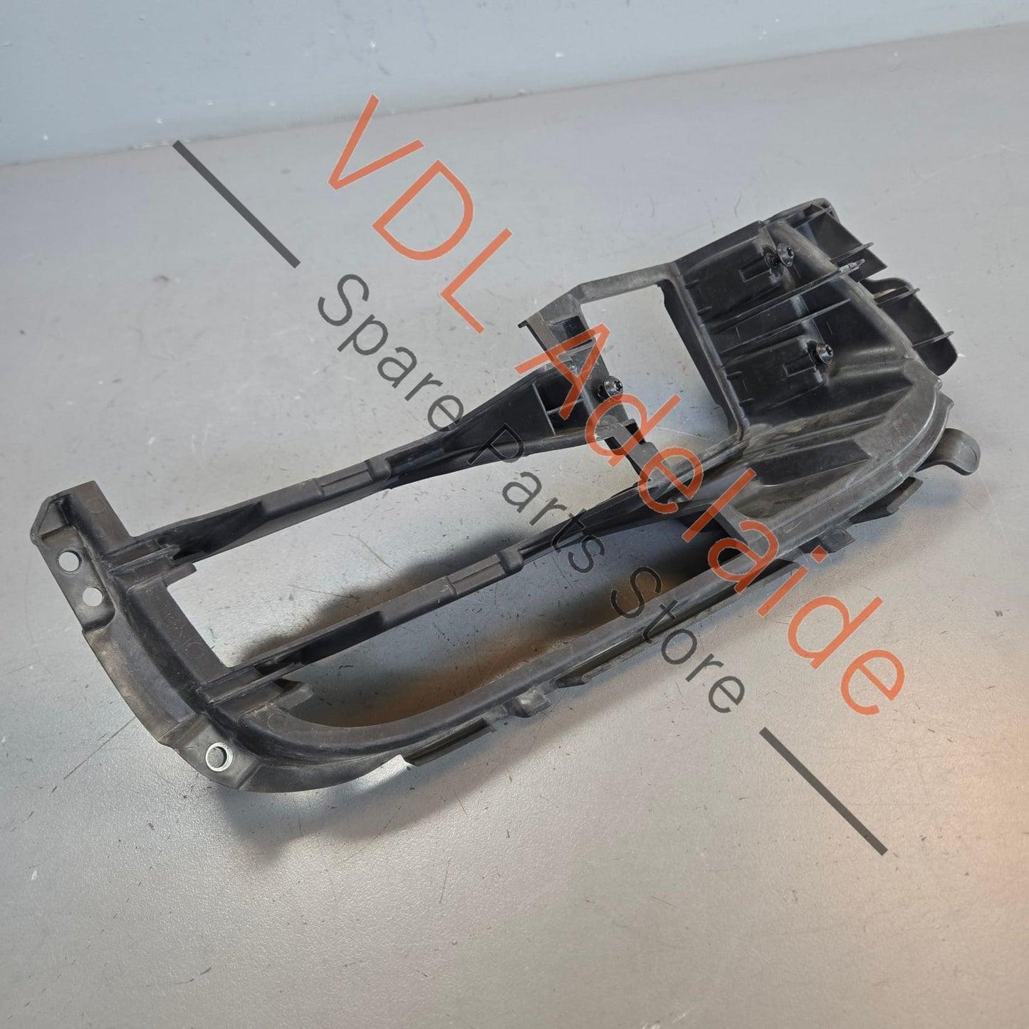 971807986B   Porsche Panamera 971 Front Right Bumper Radar Bracket Trim 971807986B