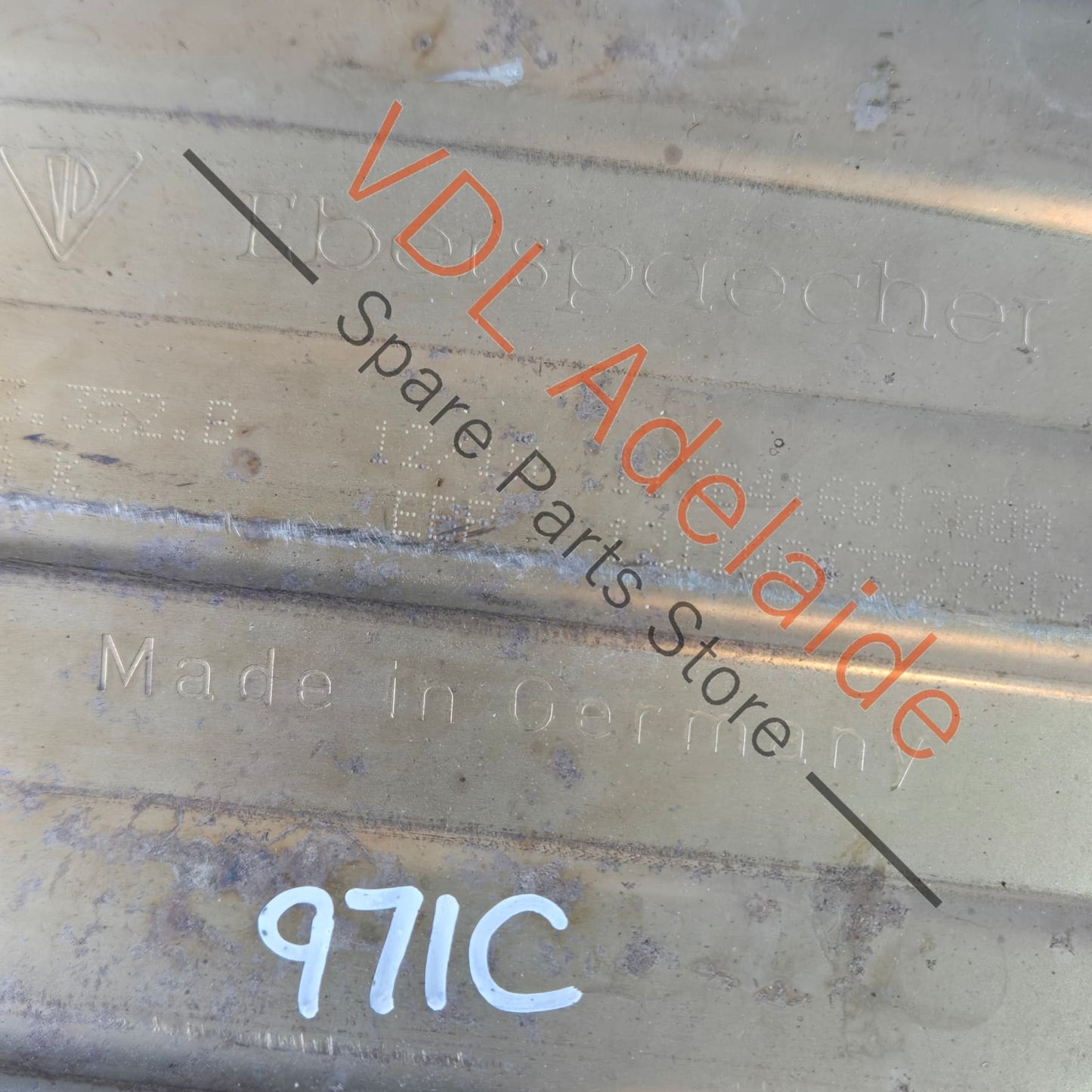 971253608 971253608AY  Porsche Panamera 971 Rear Right Muffler 971253608AY 971253608