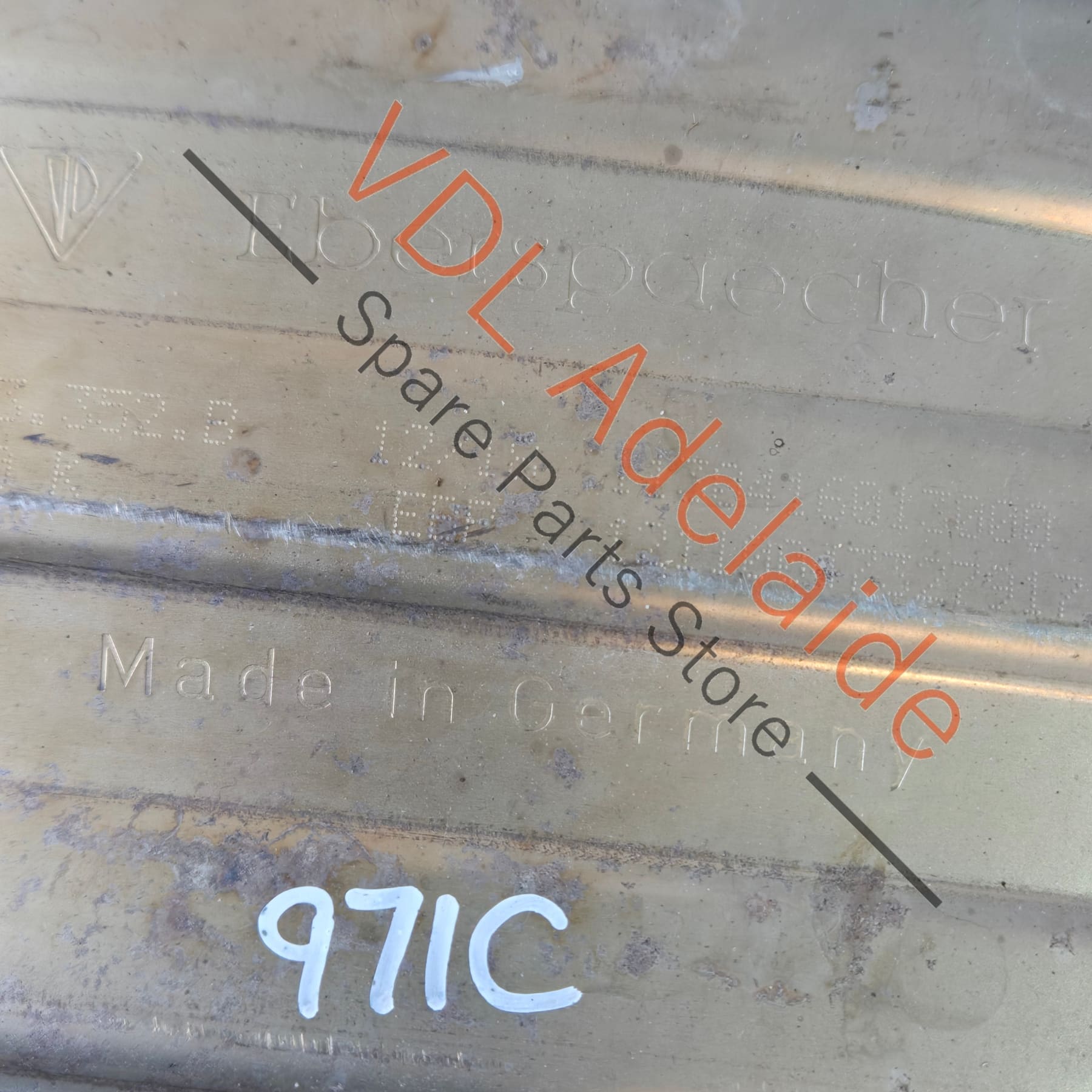 971253608 971253608AY  Porsche Panamera 971 Rear Right Muffler 971253608AY 971253608