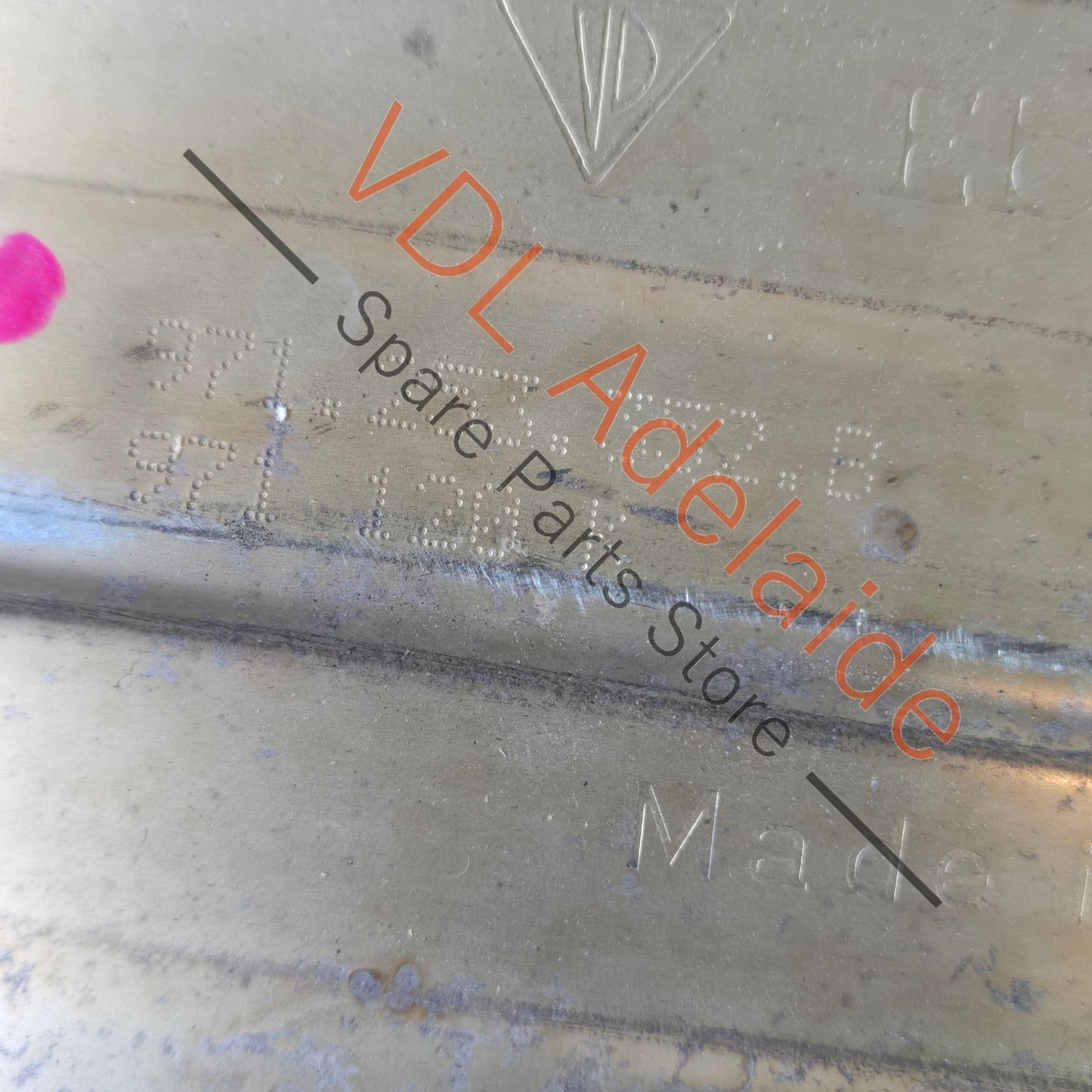 971253608 971253608AY  Porsche Panamera 971 Rear Right Muffler 971253608AY 971253608