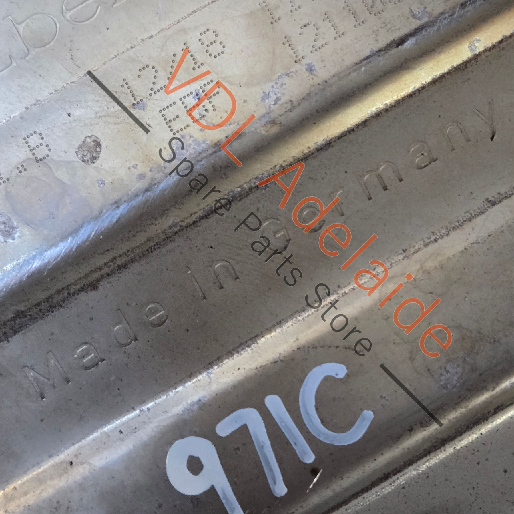 971253607 971253607AY  Porsche Panamera 971 Rear Left Muffler 971253607AY 971253607