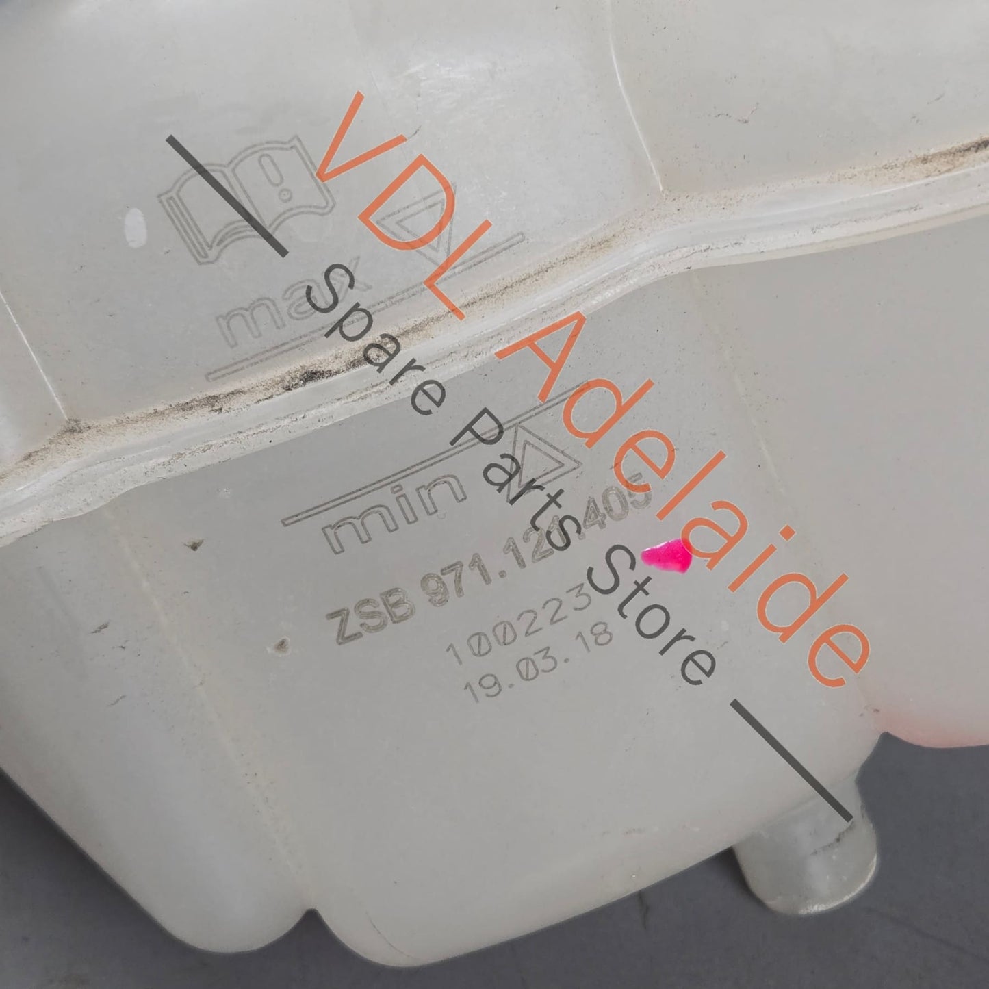 971121405 9A712140510  Porsche Panamera 971 Coolant Expansion Reservoir Bottle Tank 9A712140510 971121405