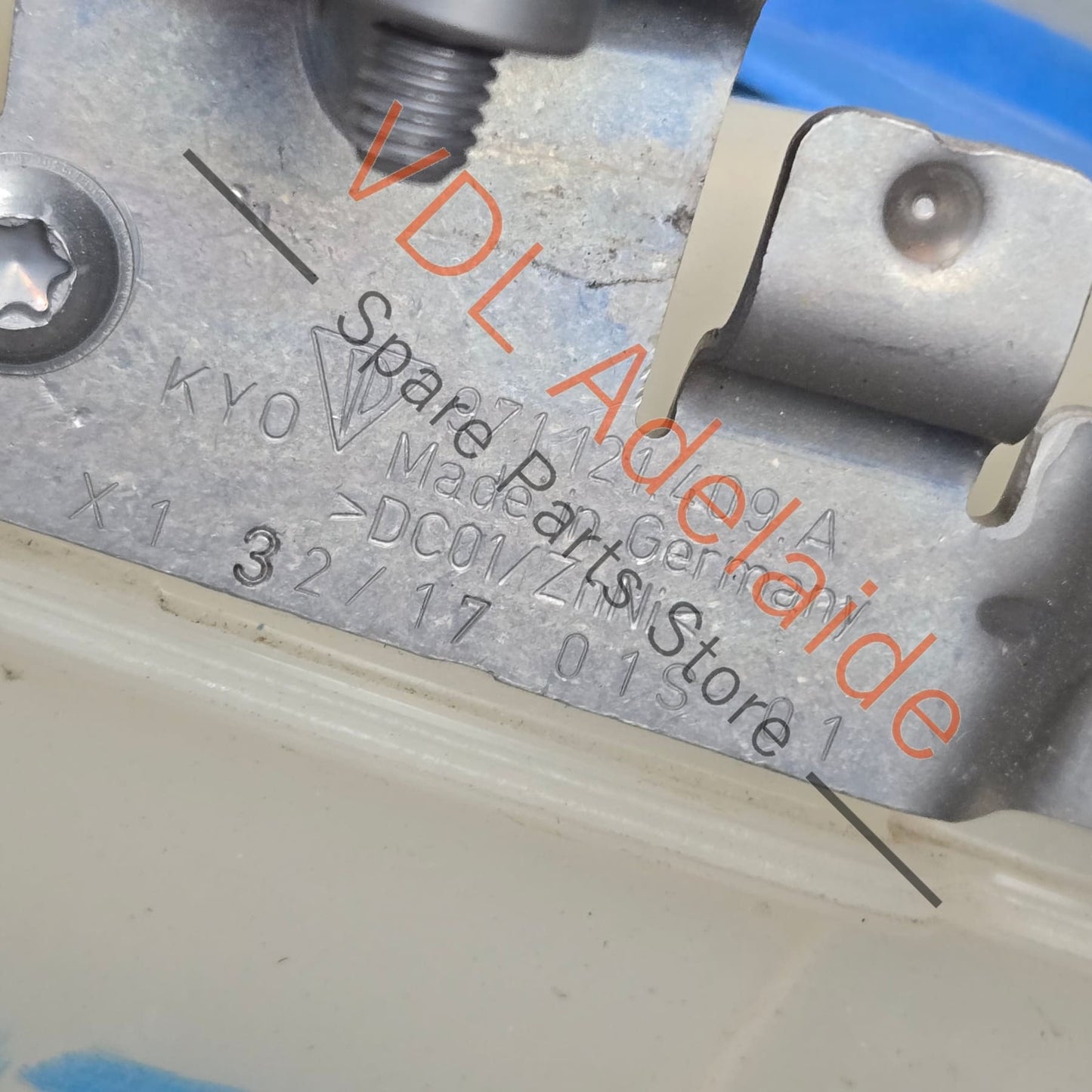 971121405 9A712140510  Porsche Panamera 971 Coolant Expansion Reservoir Bottle Tank 9A712140510 971121405