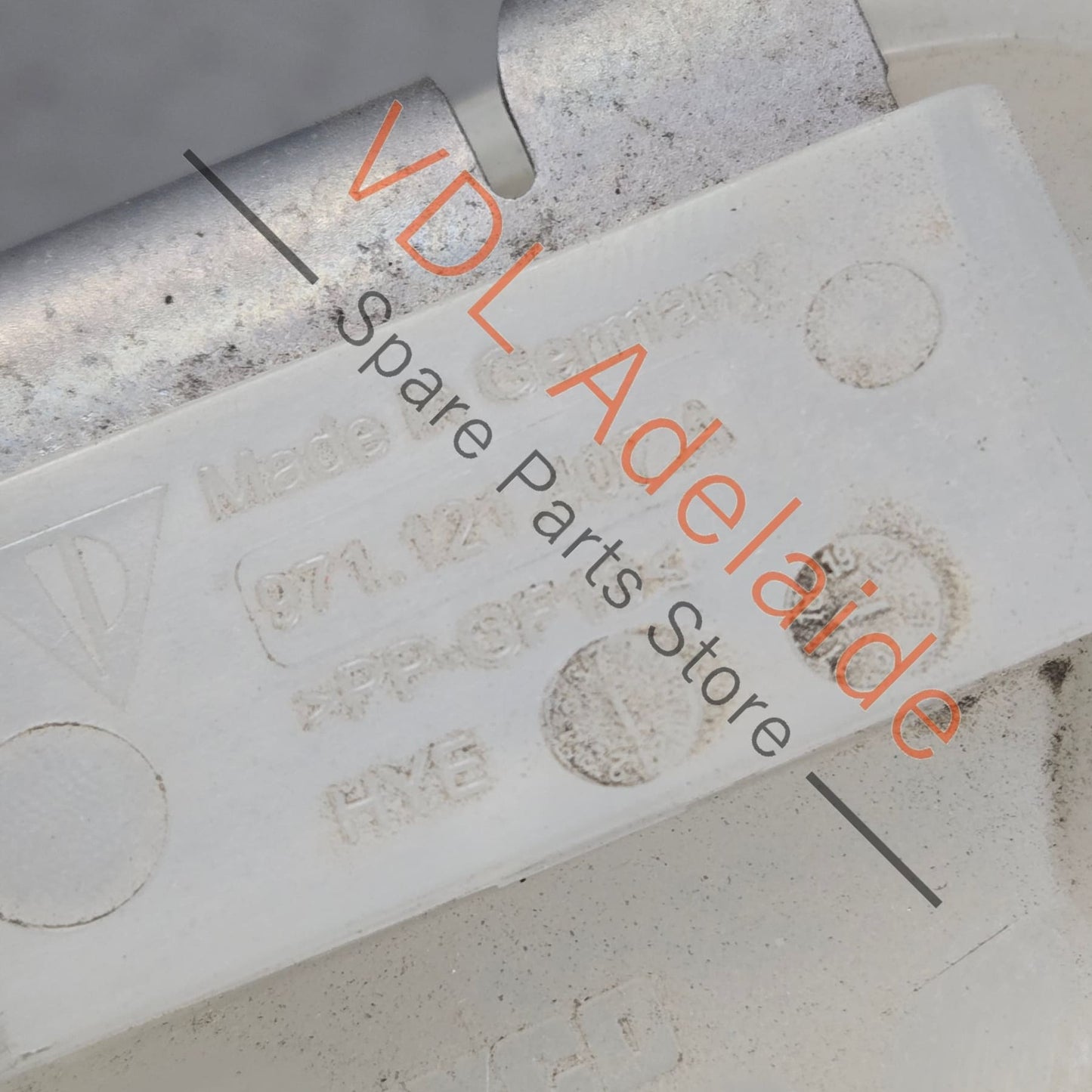 971121405 9A712140510  Porsche Panamera 971 Coolant Expansion Reservoir Bottle Tank 9A712140510 971121405