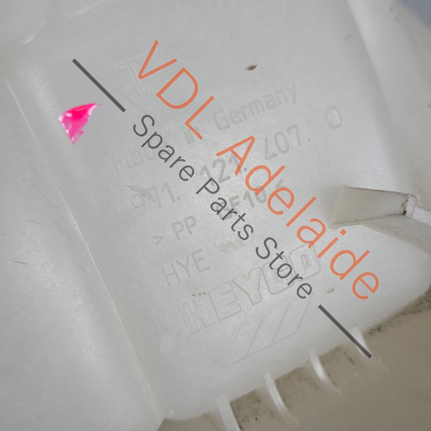 971121407 971121407E  Porsche Panamera 971 Coolant Expansion Reservoir Bottle Tank 971121407E