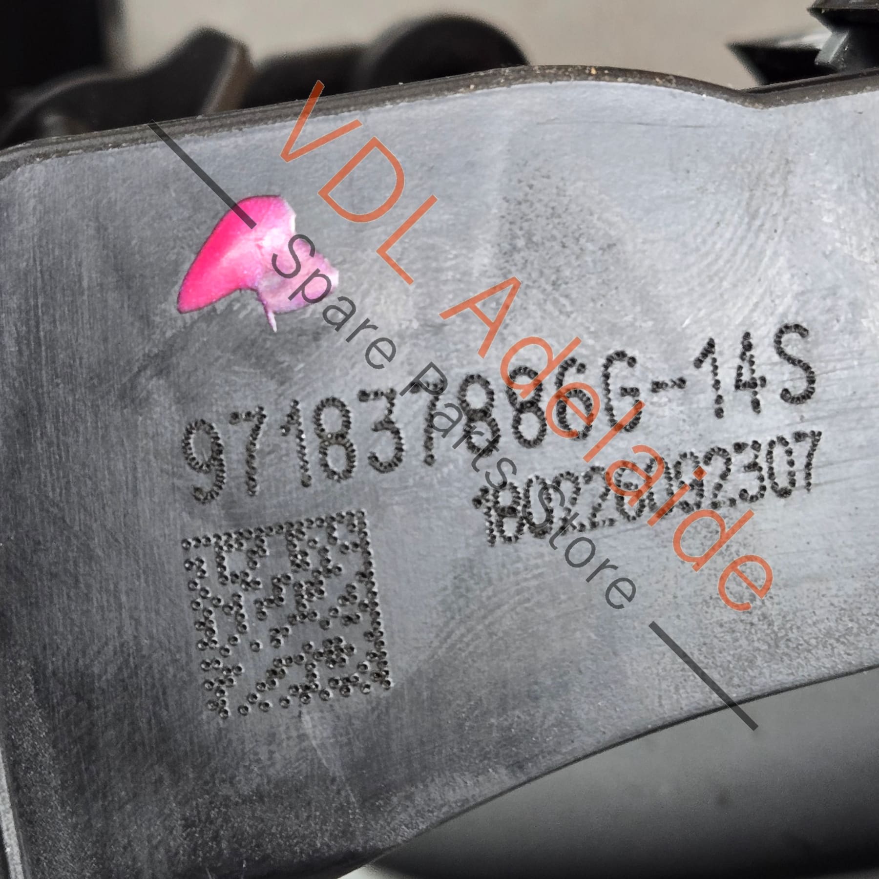 971837206BY 971800375GY  Porsche Panamera Right Front Exterior Door Handle 971800375GY 971837206BY G2X