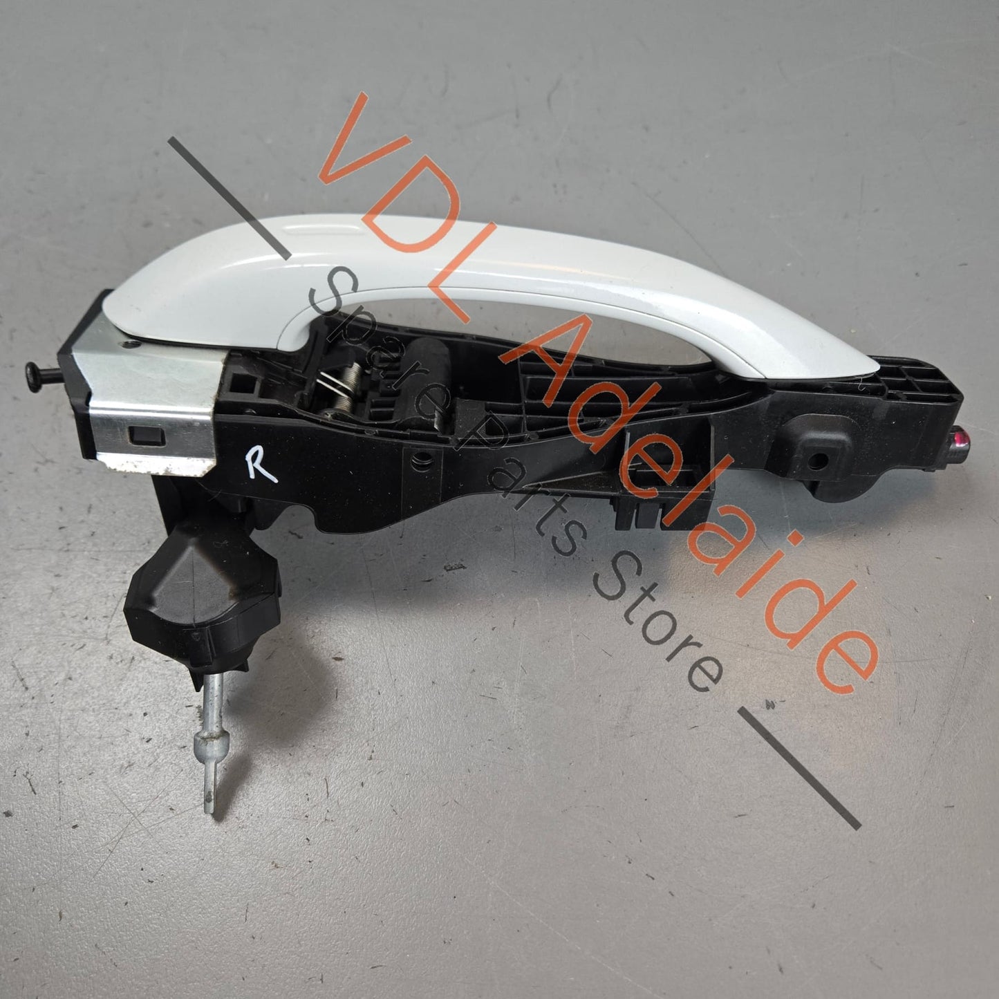 971837206BY 971800375GY  Porsche Panamera Right Front Exterior Door Handle 971800375GY 971837206BY G2X