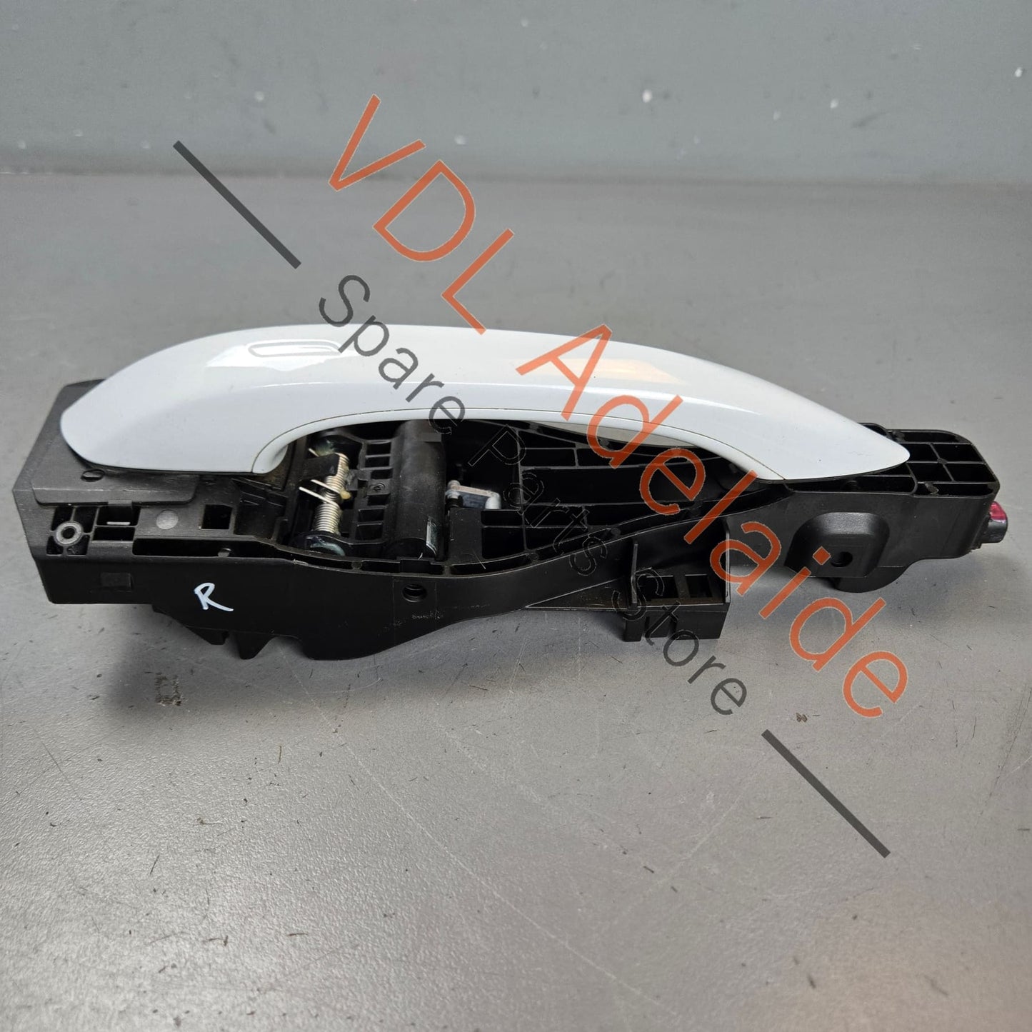 971837206BY 971839886C  Porsche Panamera Right Exterior Door Handle 971837206BY G2X 971839886C