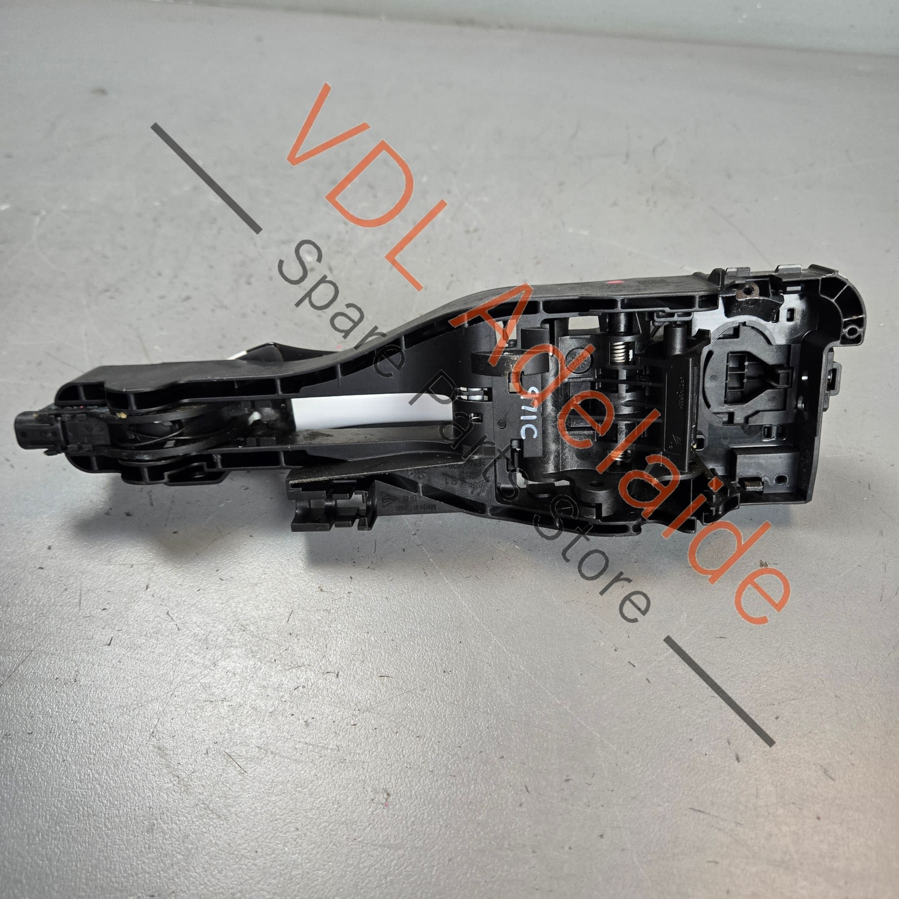 971837206BY 971839886C  Porsche Panamera Right Exterior Door Handle 971837206BY G2X 971839886C