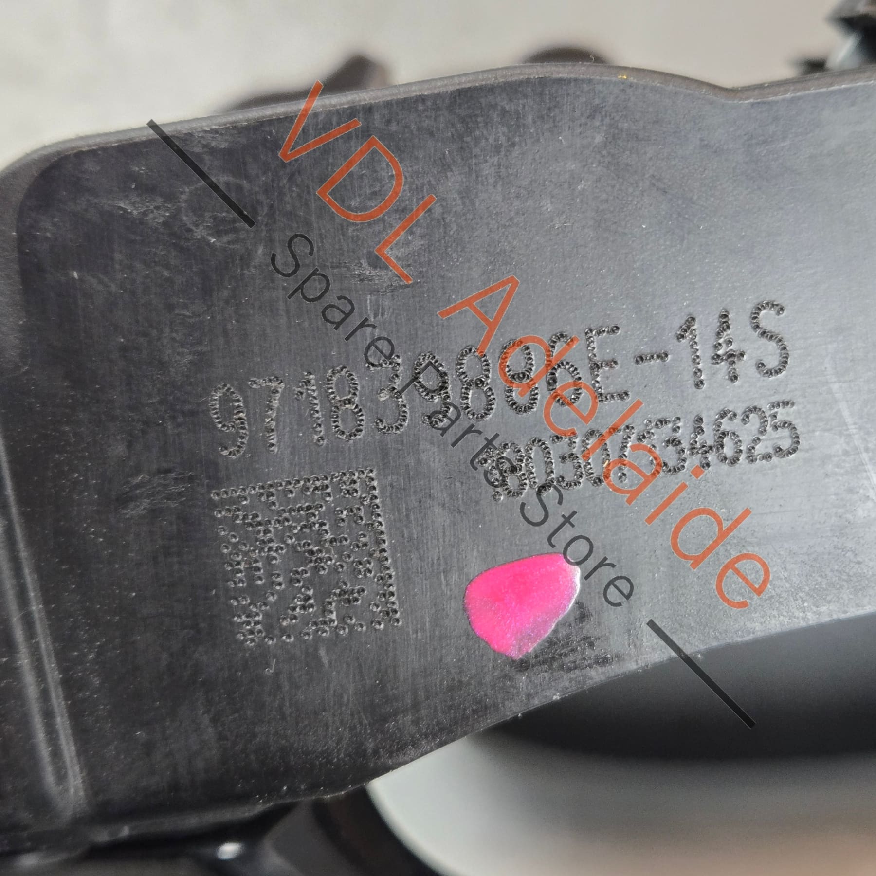 971837206BY 971839886C  Porsche Panamera Right Exterior Door Handle 971837206BY G2X 971839886C