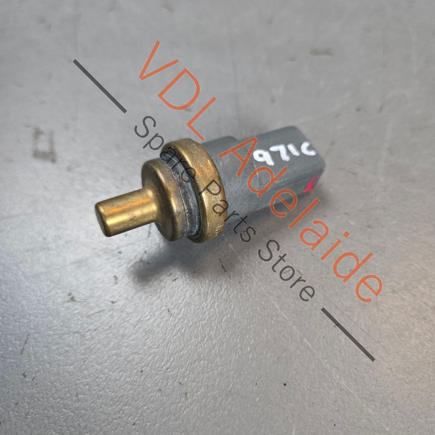 06A919501A PAB919501  Porsche Audi VW Coolant Temperature Sensor Sender 06A919501A PAB919501