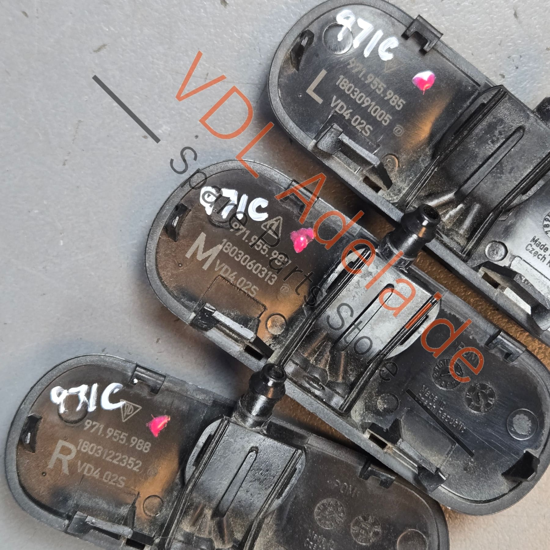 971955985 971955987 971955988 Porsche Panamera 971 Windscreen Washer Jet Nozzle Set 971955985 971955987 971955988