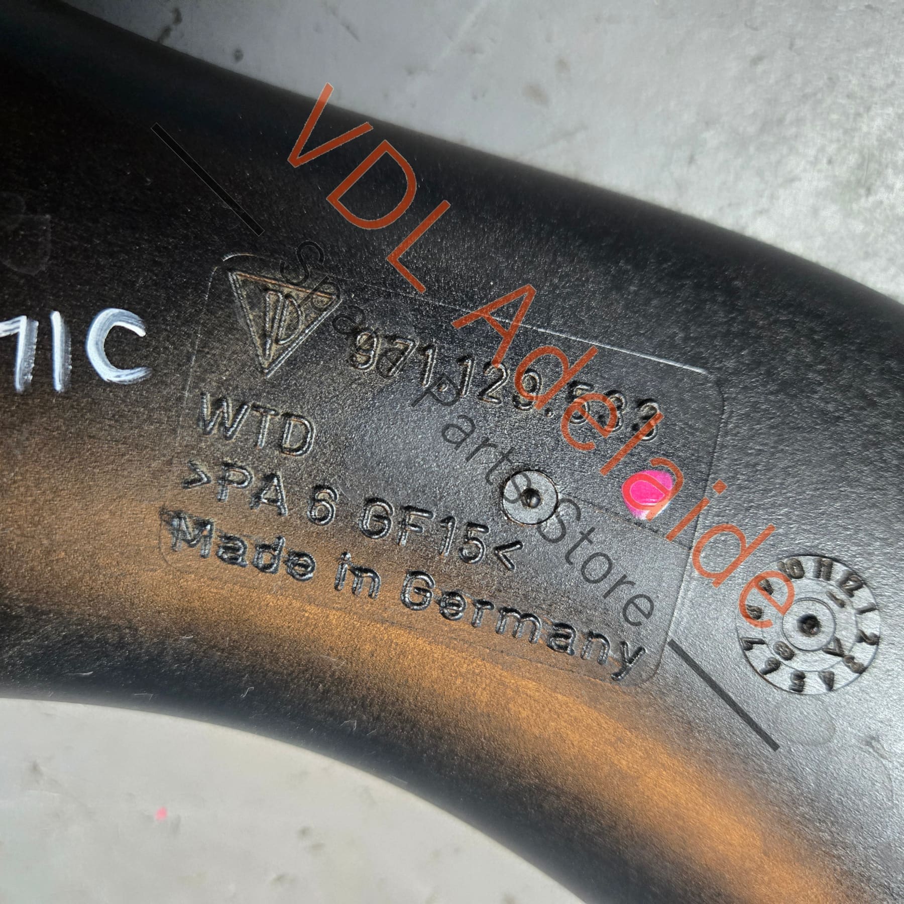 971129533   Porsche Panamera 971 Right Air Filter Intake Hose Pipe 971129533