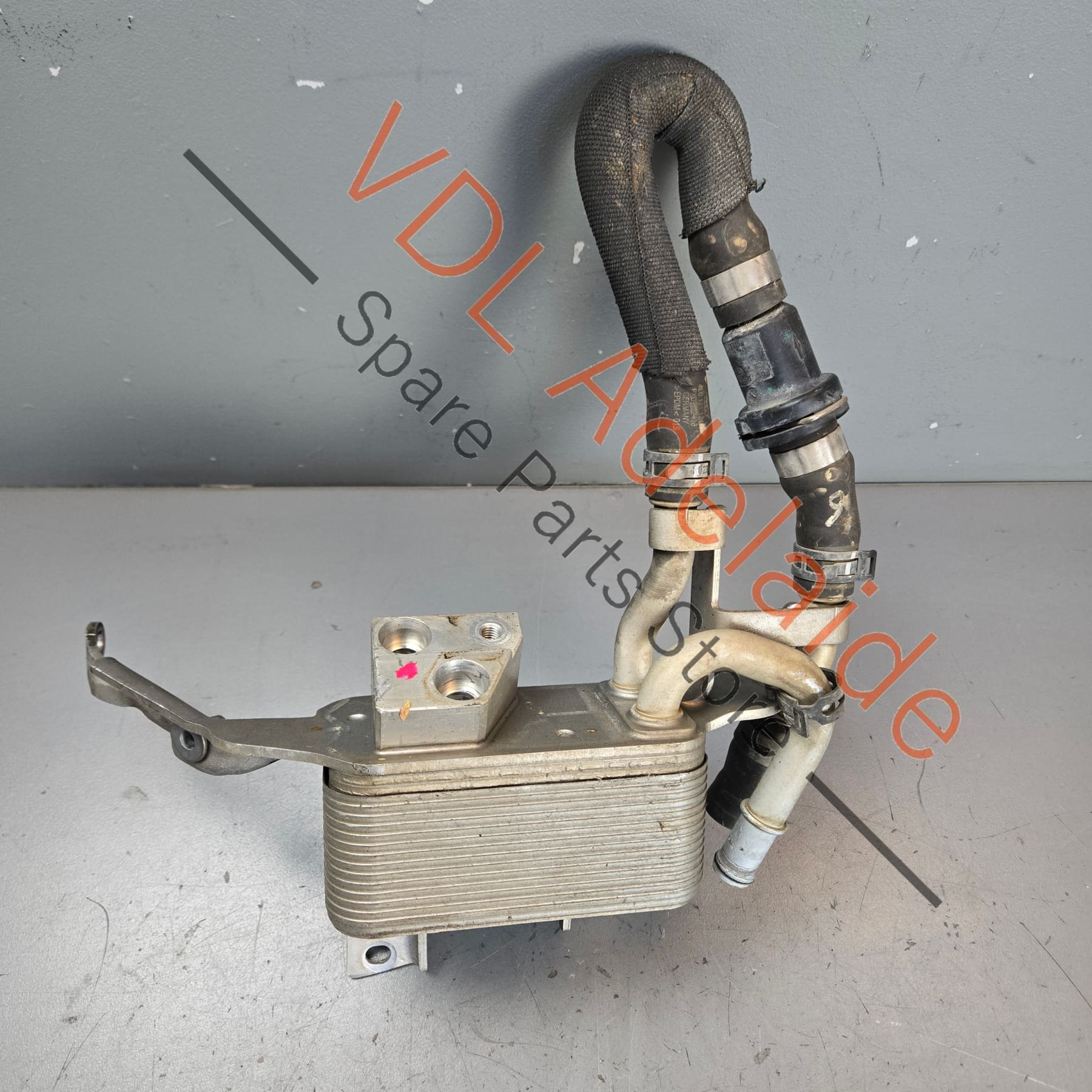 4L0317021A     Audi Q7 V12 Gearbox Oil Cooler 4L0317021A Mahle