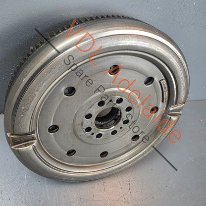 06K105266A    VW Golf MK7 Gti DSG Dual Mass Flywheel DMF 06K105266A