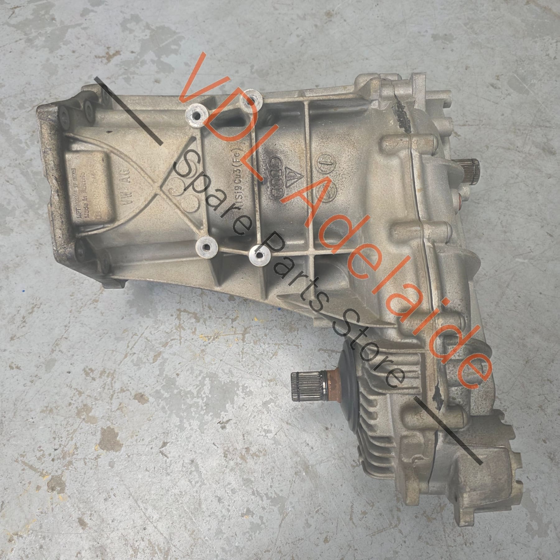 0BU341011Q     VW Volkswagen Touareg 7P 2011-2018 Transfer Case 0BU341011Q