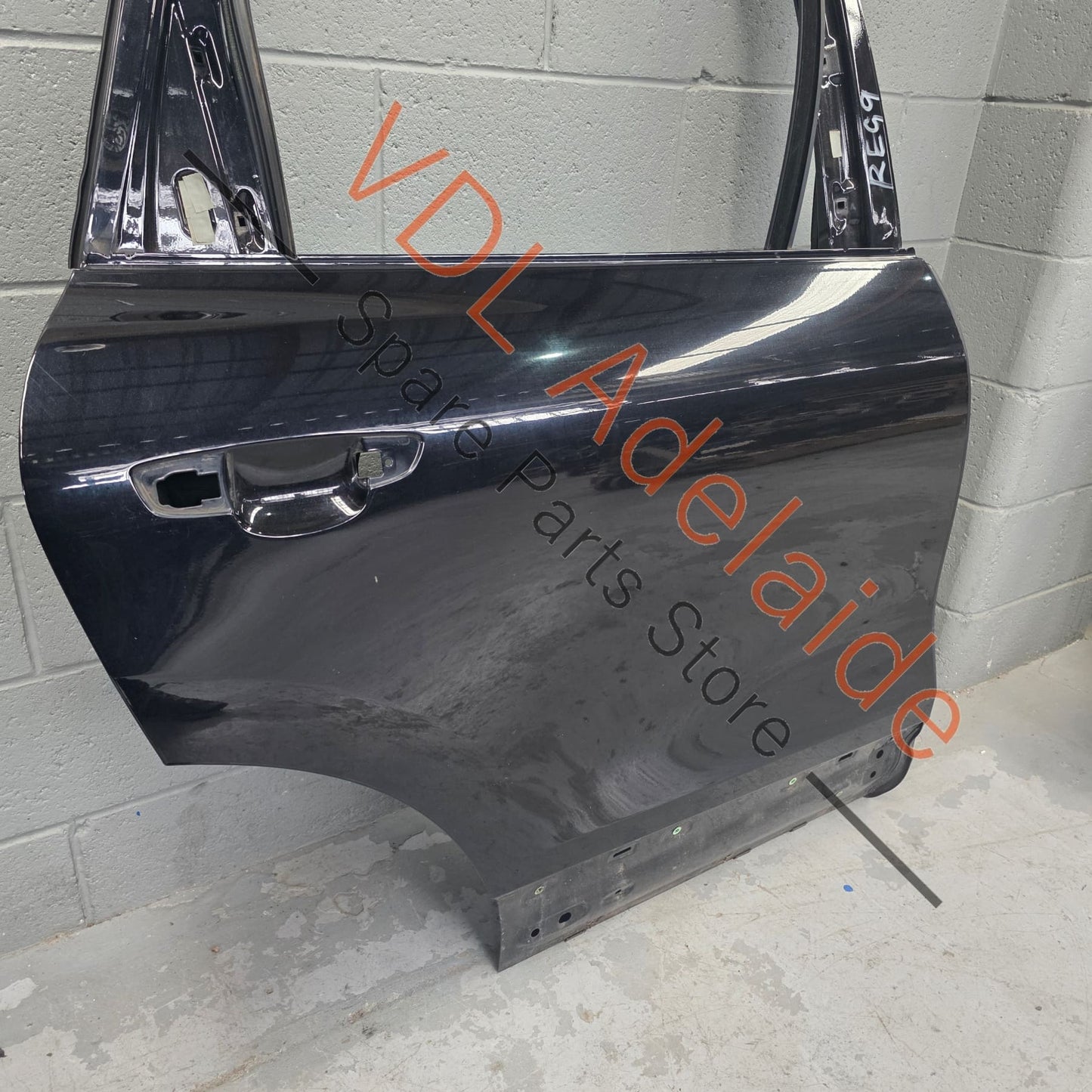 7P0833056     VW Volkswagen Touareg 7P 2011-2018 Rear Right Door Shell Panel 7P0833056 Black