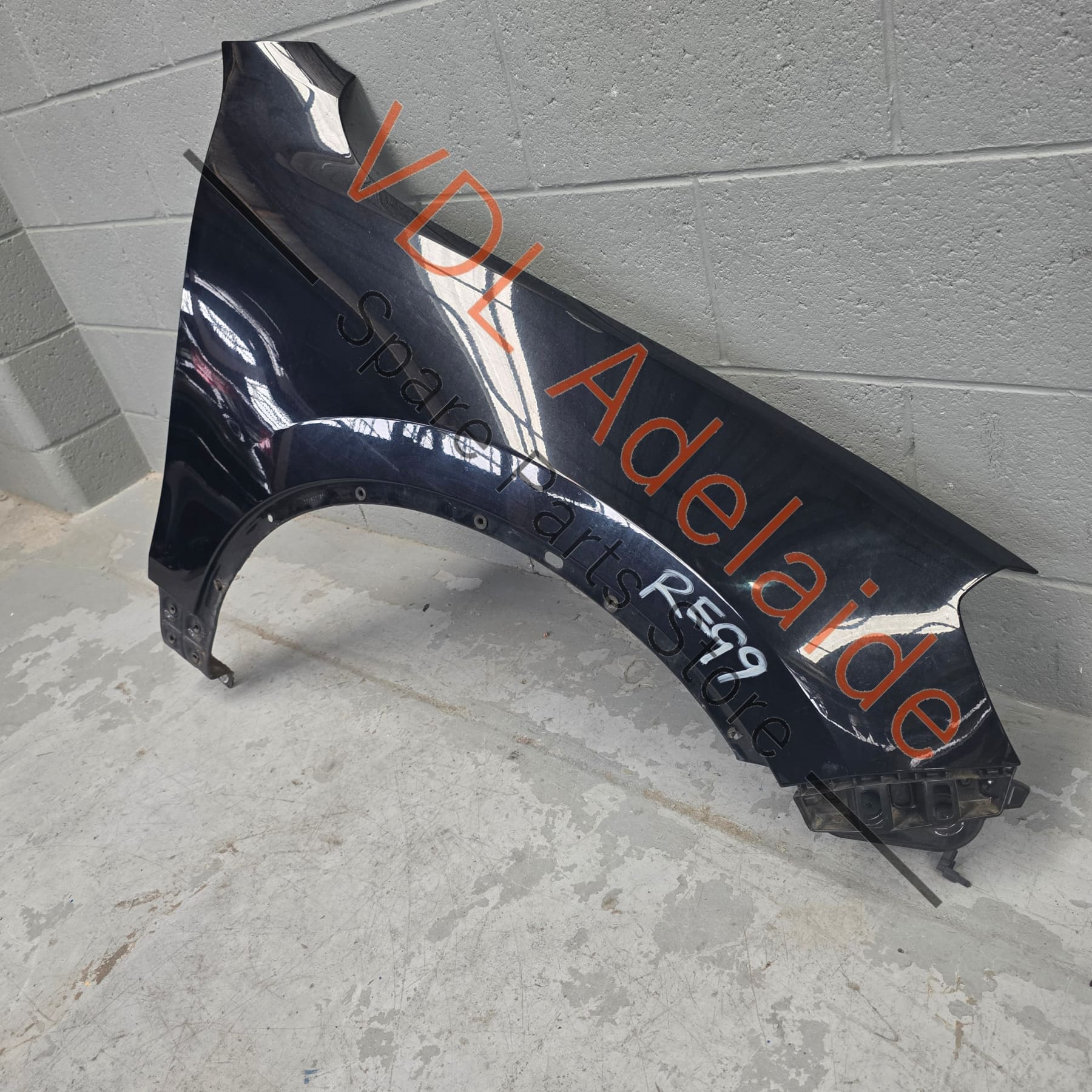 7P6821106E     VW Volkswagen Touareg 7P 2011-2018 Front Right Mudguard Fender Quarter Panel 7P6821106E 7P6821152A Black