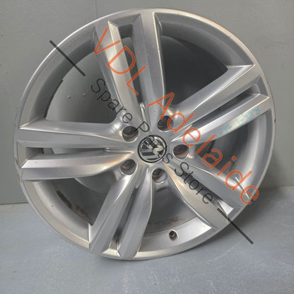 7P6601025AF     VW Touareg 20in x 9in Alloy Wheel 7P6601025AF Pikes Peak design #01