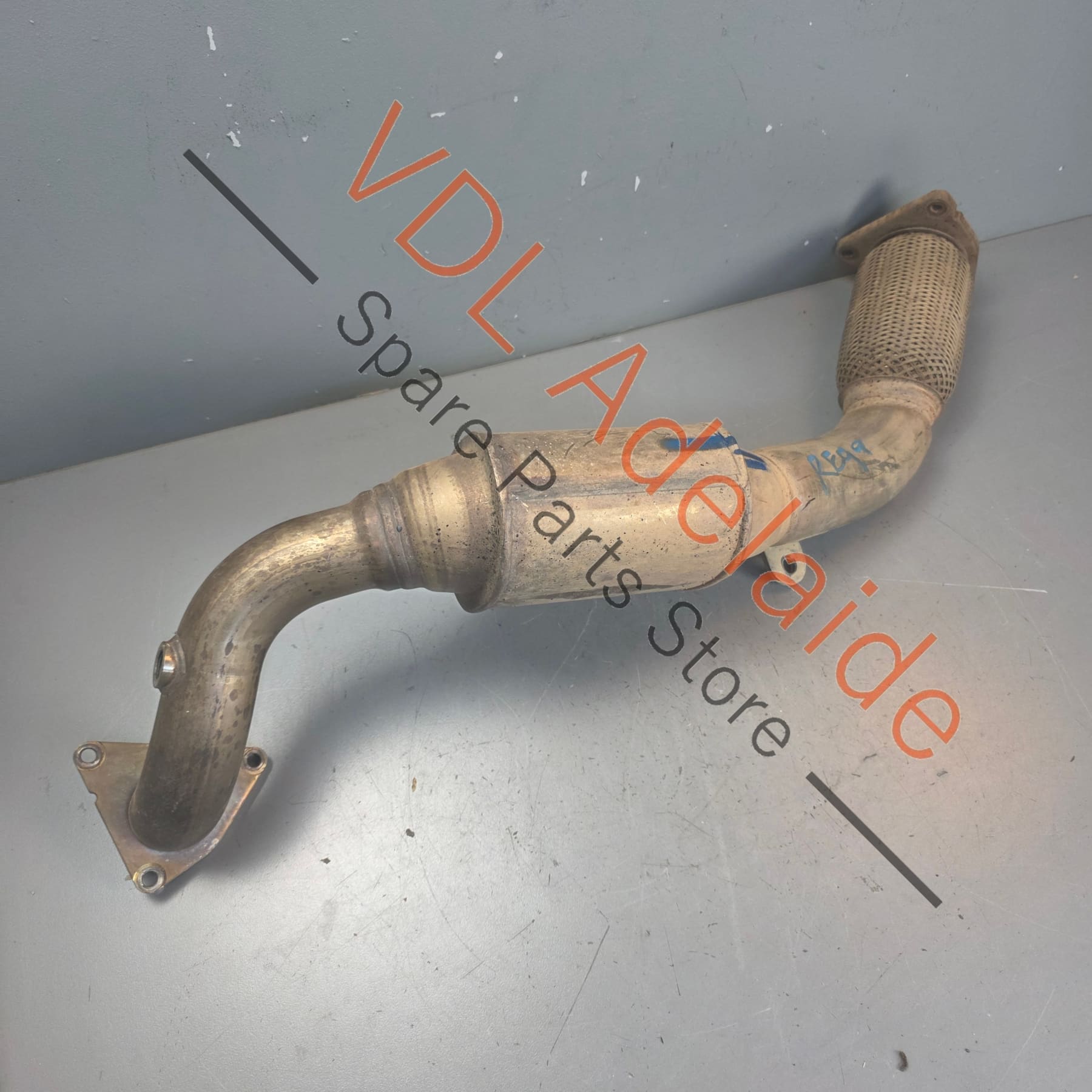 7L8254301X     VW Touareg 7P 2011-2017 Exhaust Down Pipe with Catalyst Catalytic Converter 7L8254301X CJGA, CJGC, CJMA, CRCA