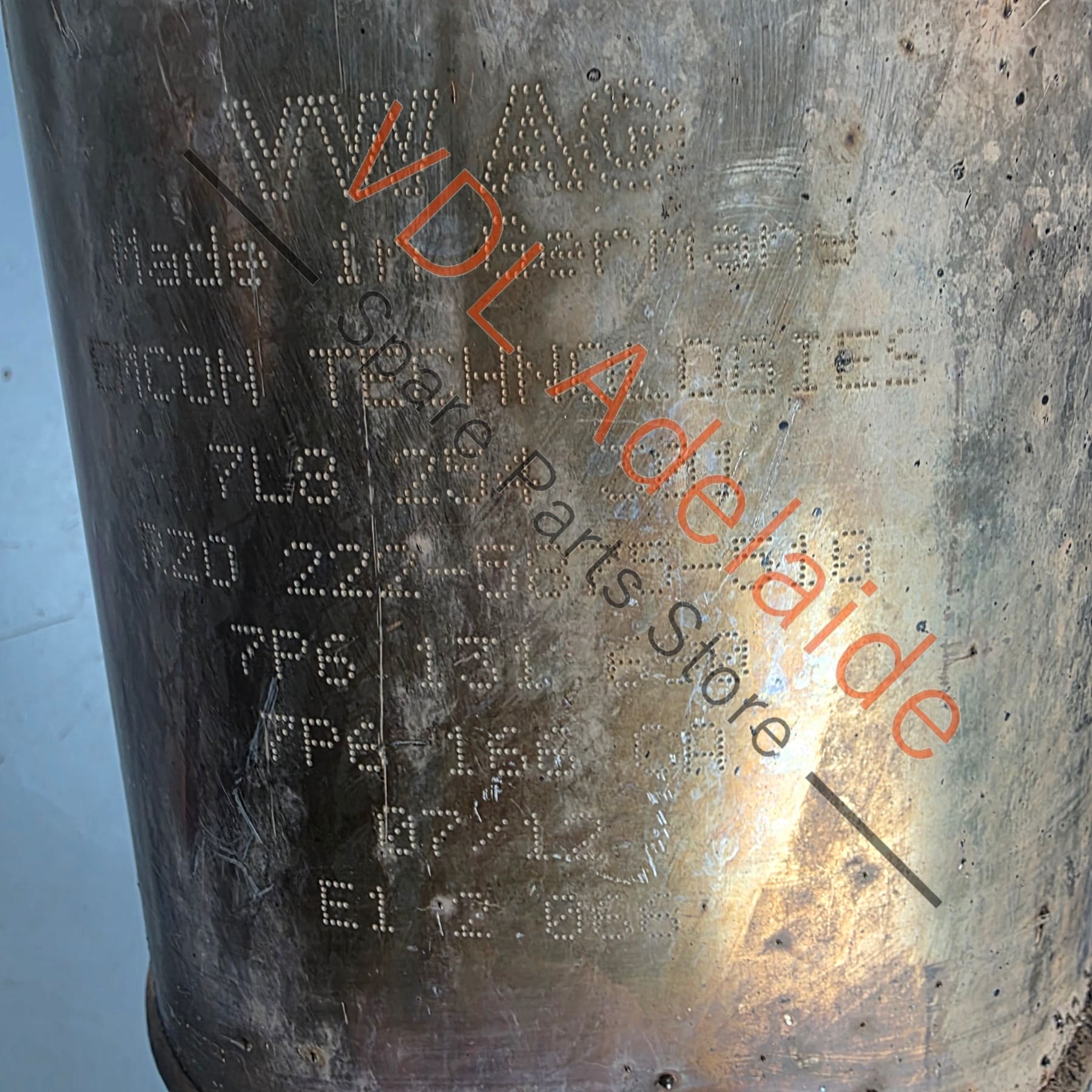 7L8254301X     VW Touareg 7P 2011-2017 Exhaust Down Pipe with Catalyst Catalytic Converter 7L8254301X CJGA, CJGC, CJMA, CRCA