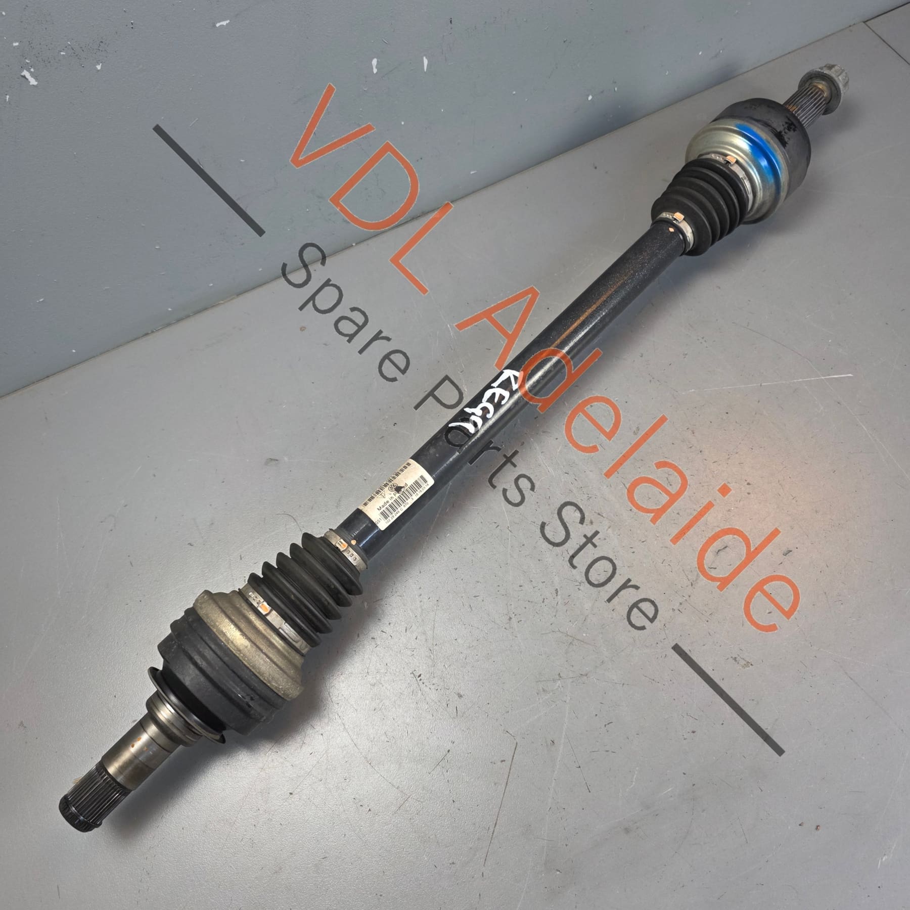 7P0501201G     VW Touareg 7P 2011-2017 Rear Drive Shaft Axle CV 7P0501201G