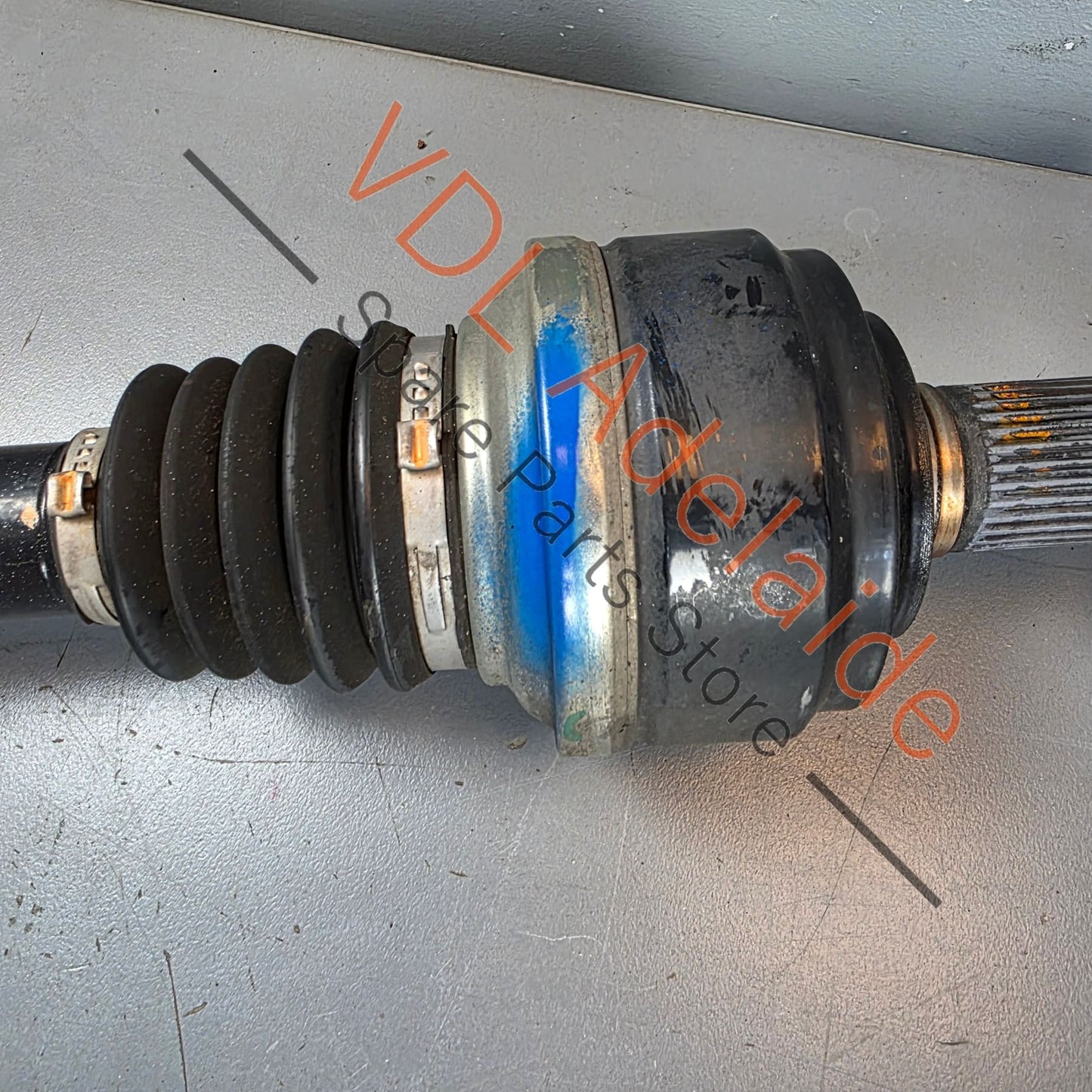 7P0501201G     VW Touareg 7P 2011-2017 Rear Drive Shaft Axle CV 7P0501201G