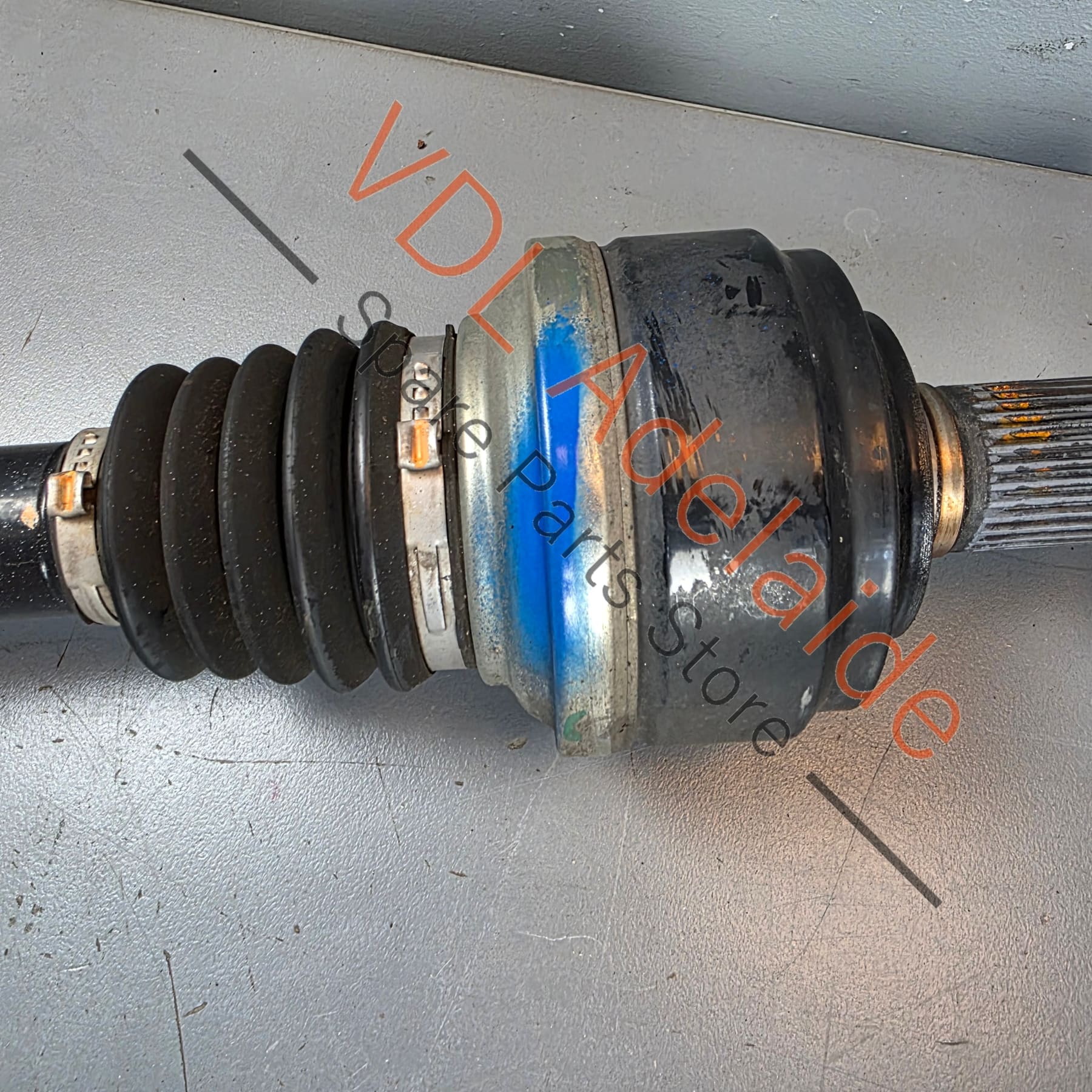 7P0501201G     VW Touareg 7P 2011-2017 Rear Drive Shaft Axle CV 7P0501201G