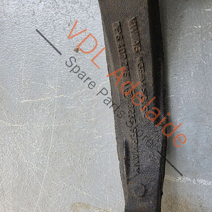 7P6407246A     VW Touareg 7P Front Right Suspension Hub Knuckle Bearing Carrier 7P6407246A