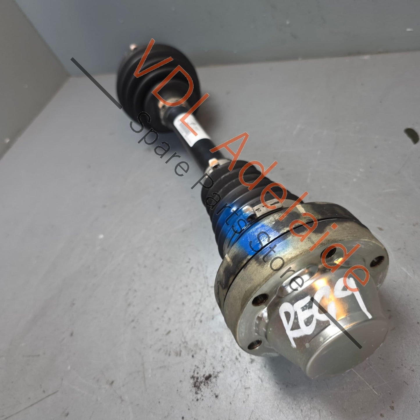 7P0407271C     VW Touareg 7P Front Axle CV Driveshaft for left or right side 7P0407271C 7P0407271CX