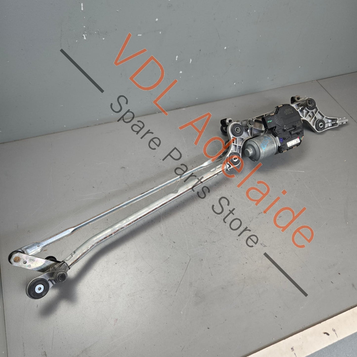 7P0955024 7P0955024B 7P09551120 Porsche Cayenne 958 92A VW Touareg 7P Windscreen Wiper Motor and Linkage 7P0955024 7P09551120