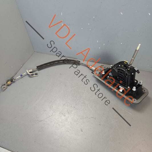 7P2713025D   VW Touareg 7P Gear Selector Mechanism Shifter 7P2713025D