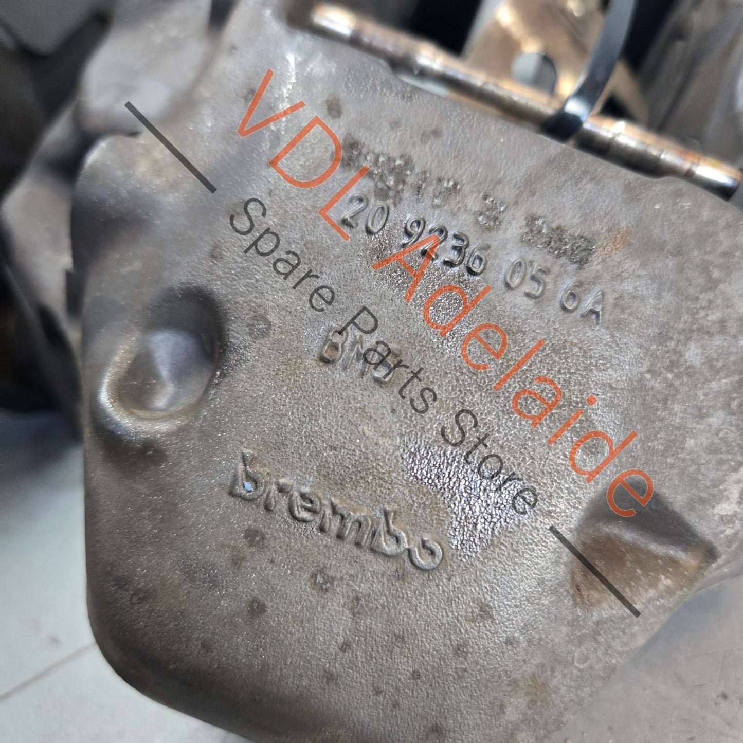 7L6615149A 7L6615150A  VW Touareg 7P 2011-2018 4x Piston Front Brake Caliper Set Pair Left & Right for 330mm rotor 7L6615149A 7L6615150A