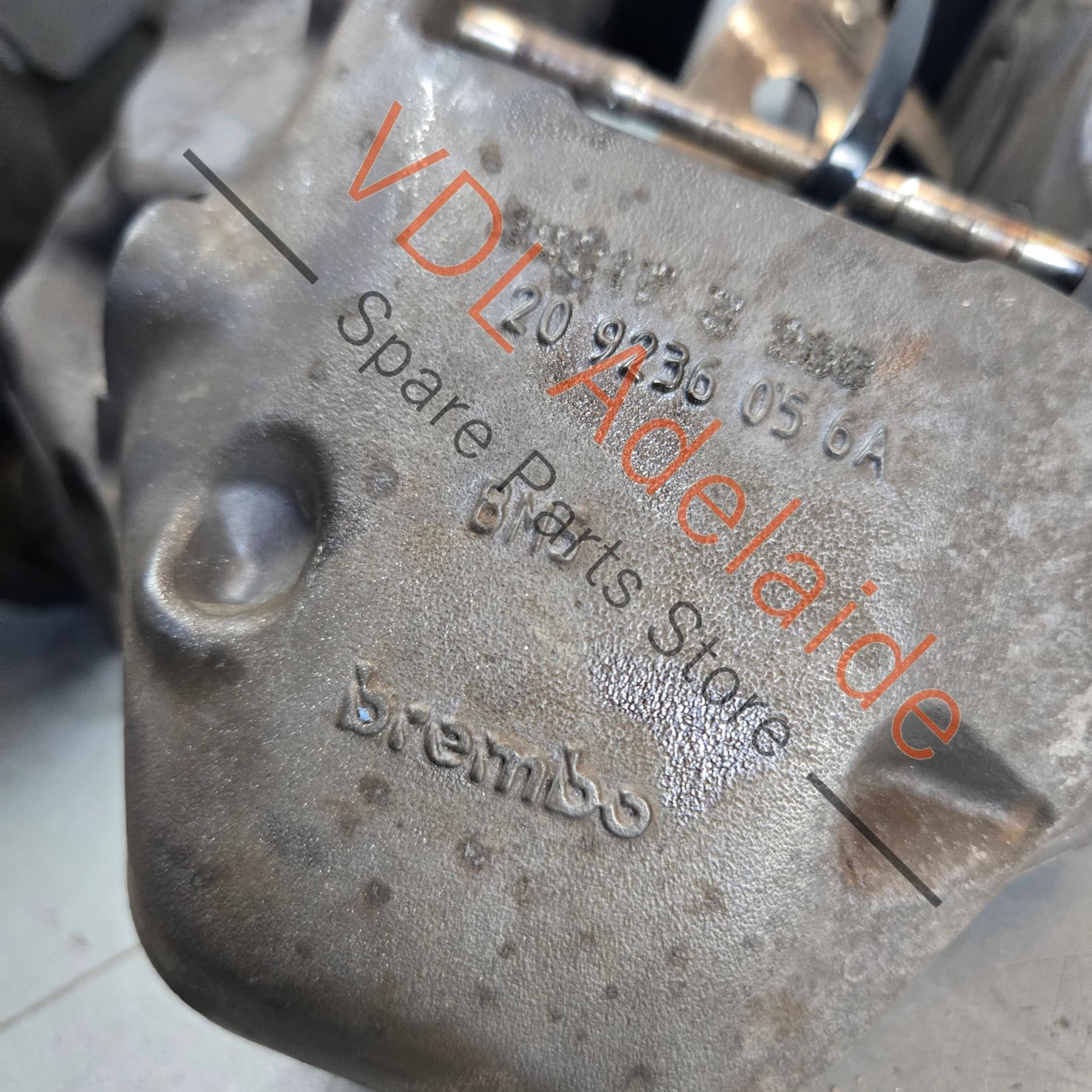 7L6615149A 7L6615150A  VW Touareg 7P 2011-2018 4x Piston Front Brake Caliper Set Pair Left & Right for 330mm rotor 7L6615149A 7L6615150A