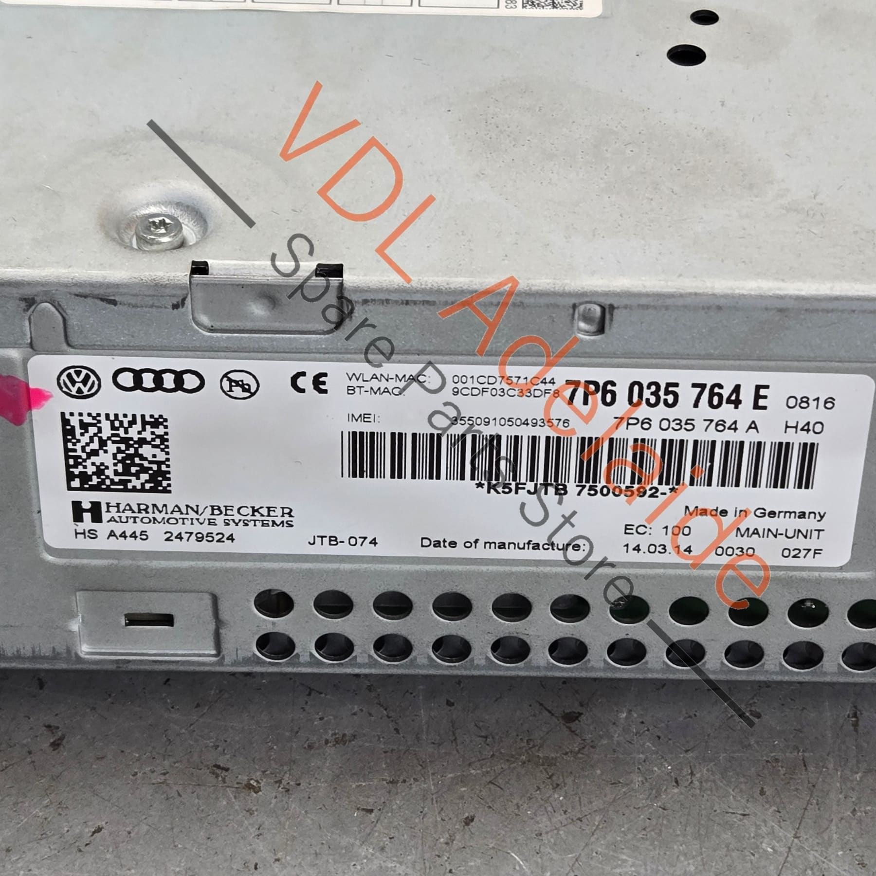 7P6035764E   VW Touareg 7P Satnav MMI Radio Unit 7P6035764E