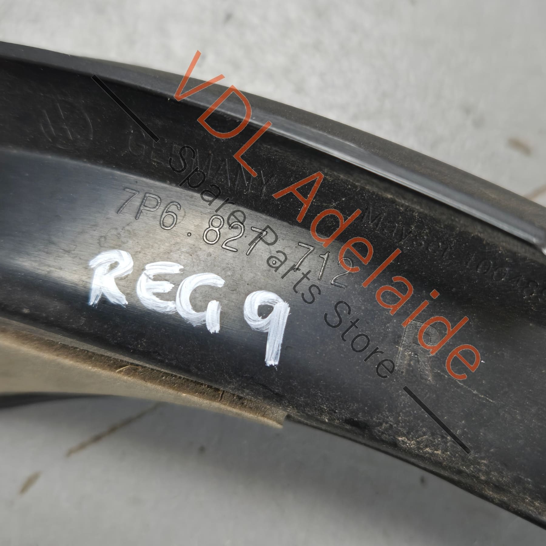 7P6827712   VW Touareg 7P Right Boot Tailgate Sensor Anti Pinch 7P6827712
