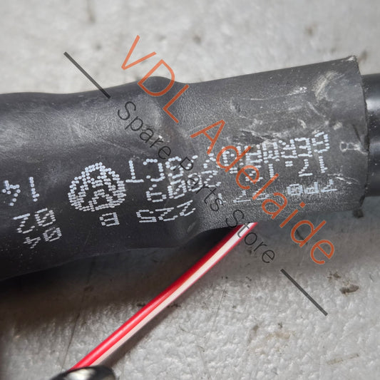 7P0971225B   Porsche Cayenne VW Touareg Battery Monitoring Positive +ve Wire 7P0971225B