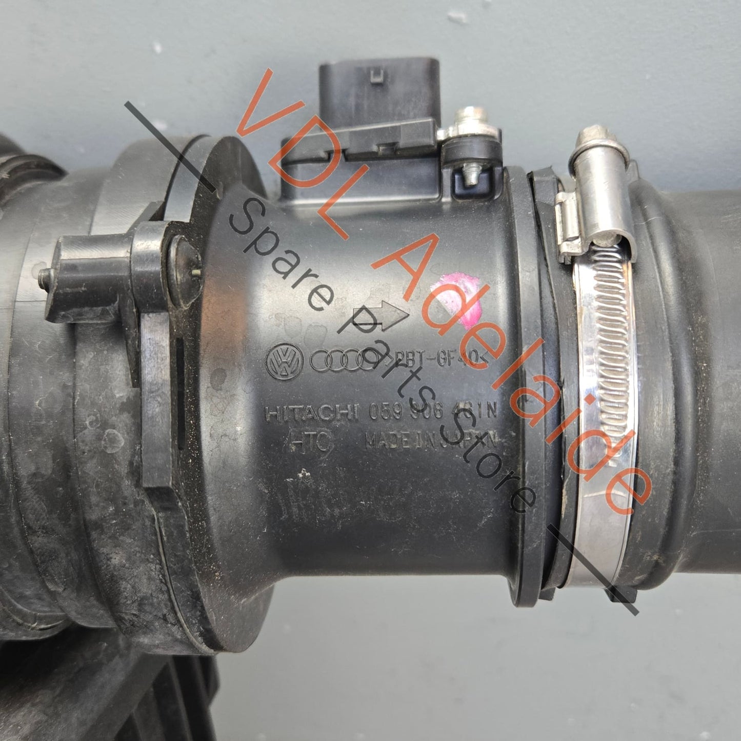 059906461N 7P0129607E  VW Touareg Air Flow Mass Sensor with Air Filter assembly 059906461N  7P0129607E