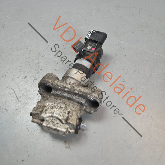 7P0609723B   VW Touareg 7P Electric Handbrake Motor Servo Left 7P0609723B